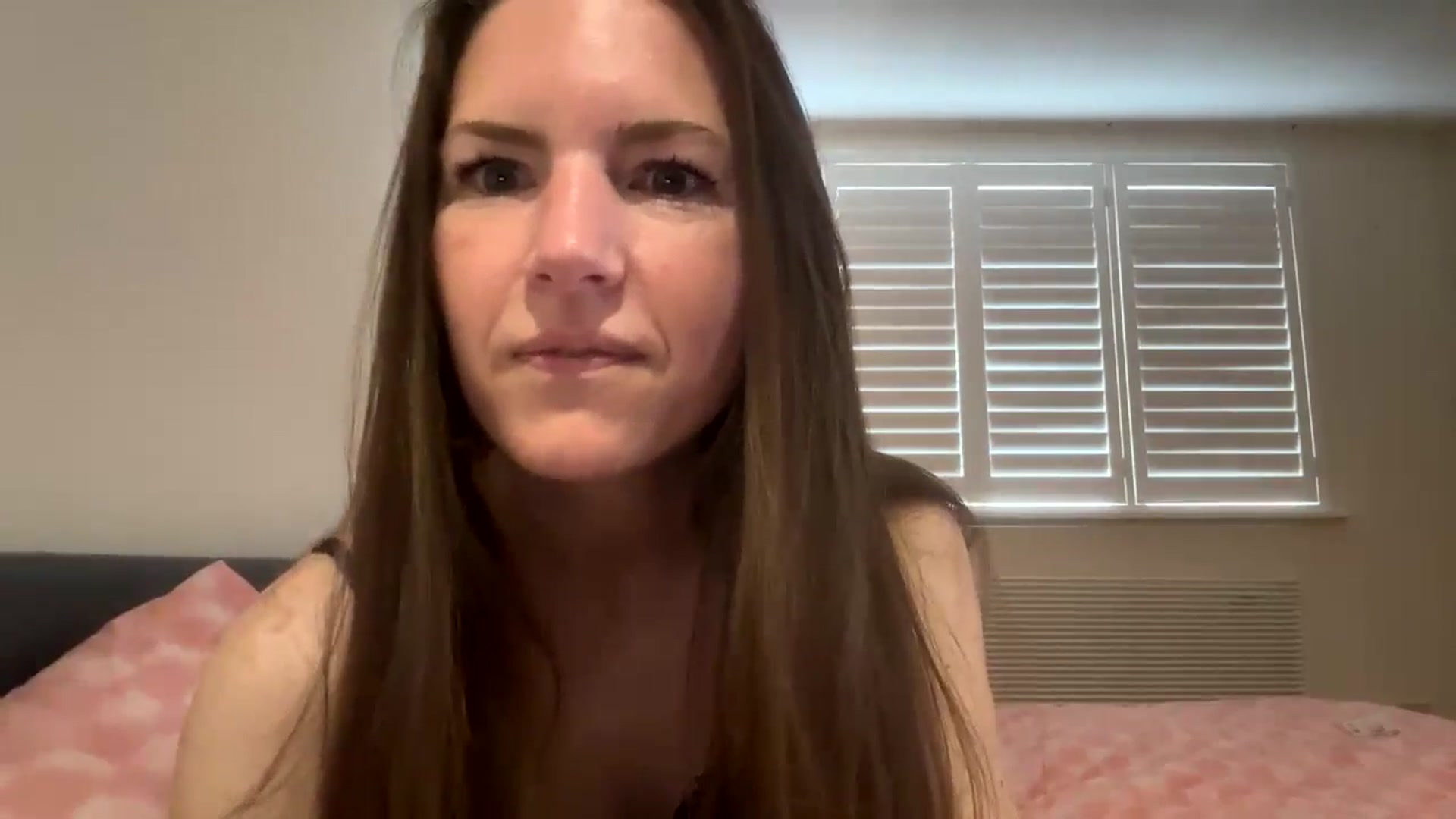 Gallery image thumbnail from Hornyharriet1's myfreecams stream on, 06/03/2024, 07:19 image 4 of 20