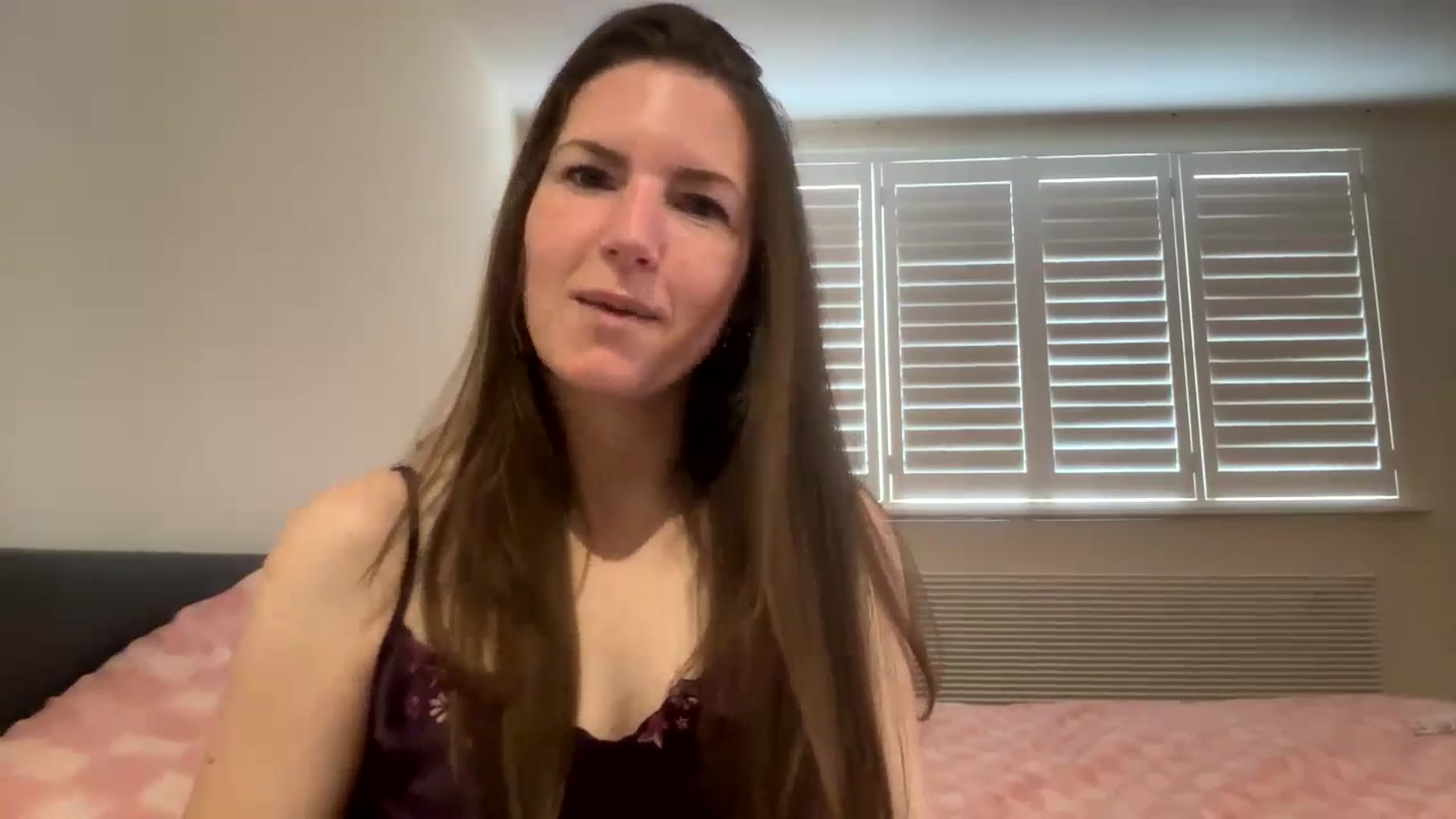 Gallery image thumbnail from Hornyharriet1's myfreecams stream on, 06/03/2024, 07:19 image 14 of 20