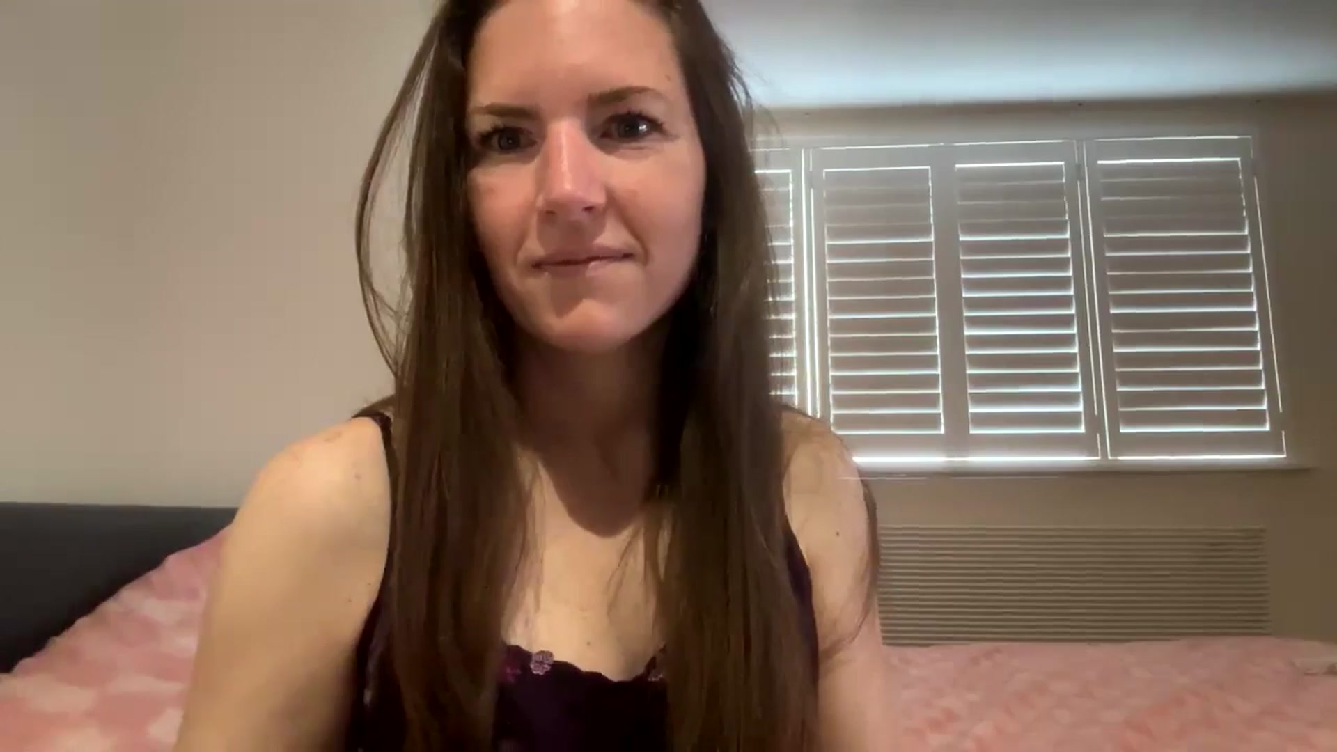 Gallery image thumbnail from Hornyharriet1's myfreecams stream on, 06/03/2024, 07:19 image 11 of 20