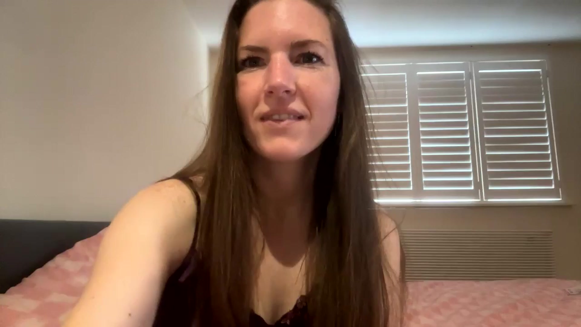 Gallery image thumbnail from Hornyharriet1's myfreecams stream on, 06/03/2024, 07:19 image 12 of 20