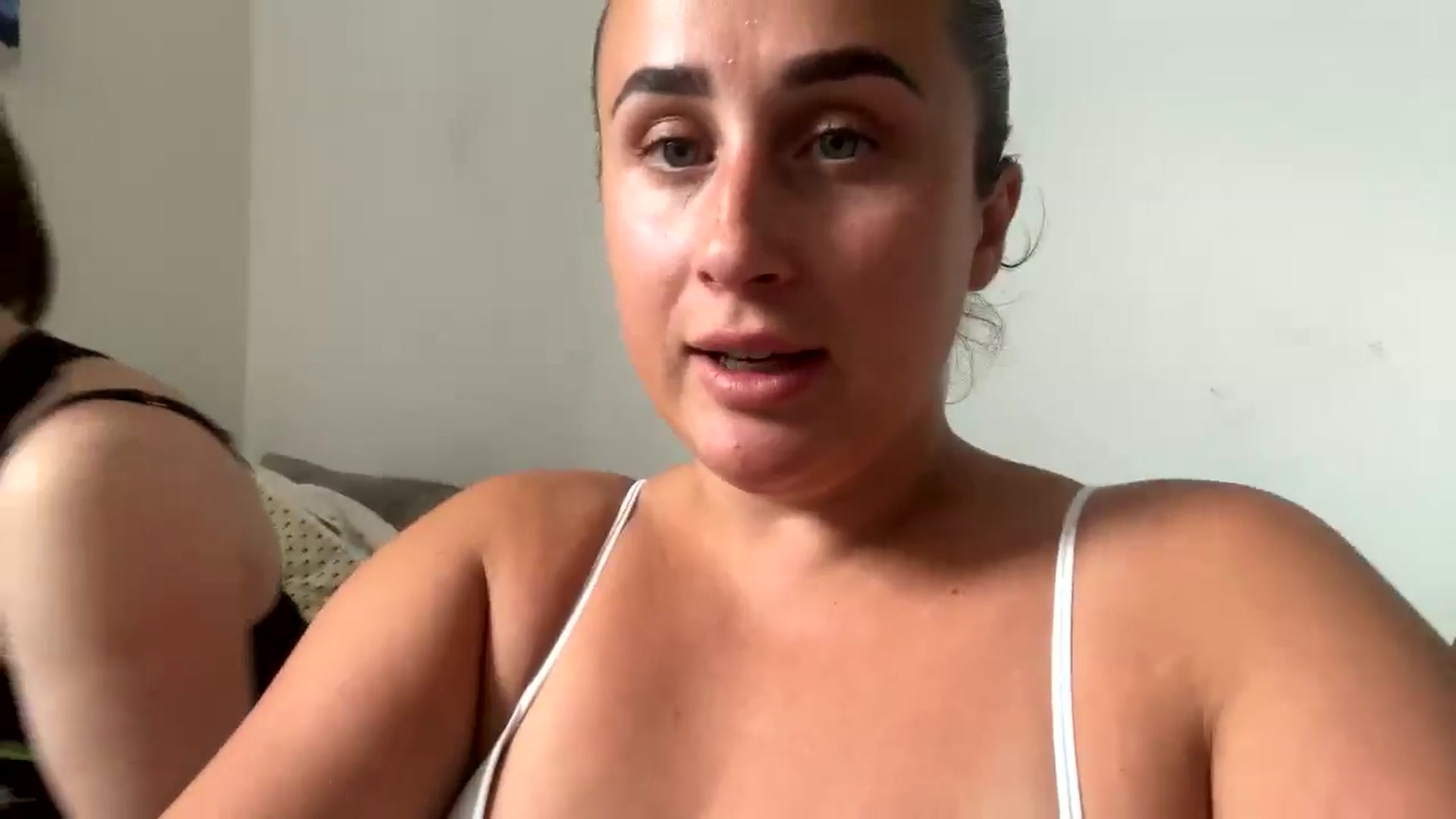 Gallery image thumbnail from Hornyharriet1's myfreecams stream on, 06/05/2024, 11:55 image 8 of 20