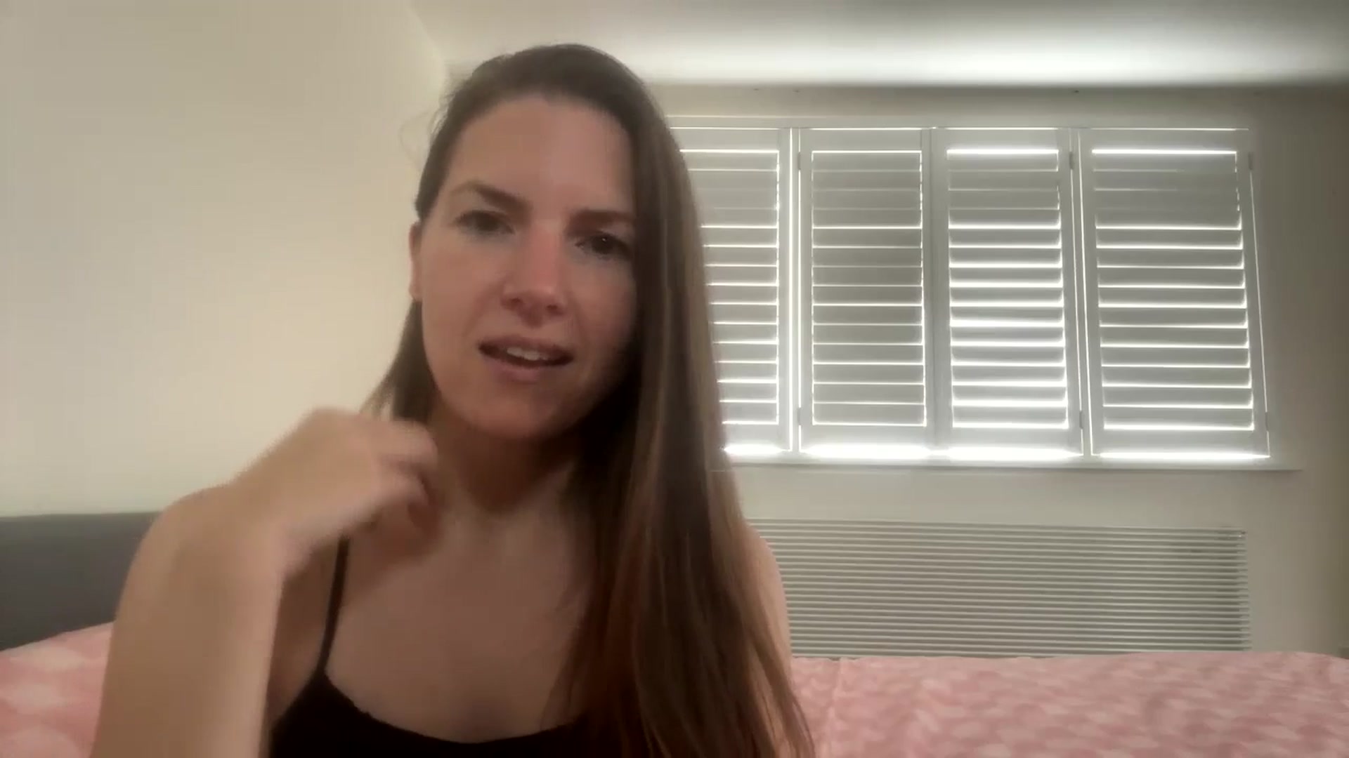 Gallery image thumbnail from Hornyharriet1's myfreecams stream on, 06/07/2024, 12:39 image 11 of 20