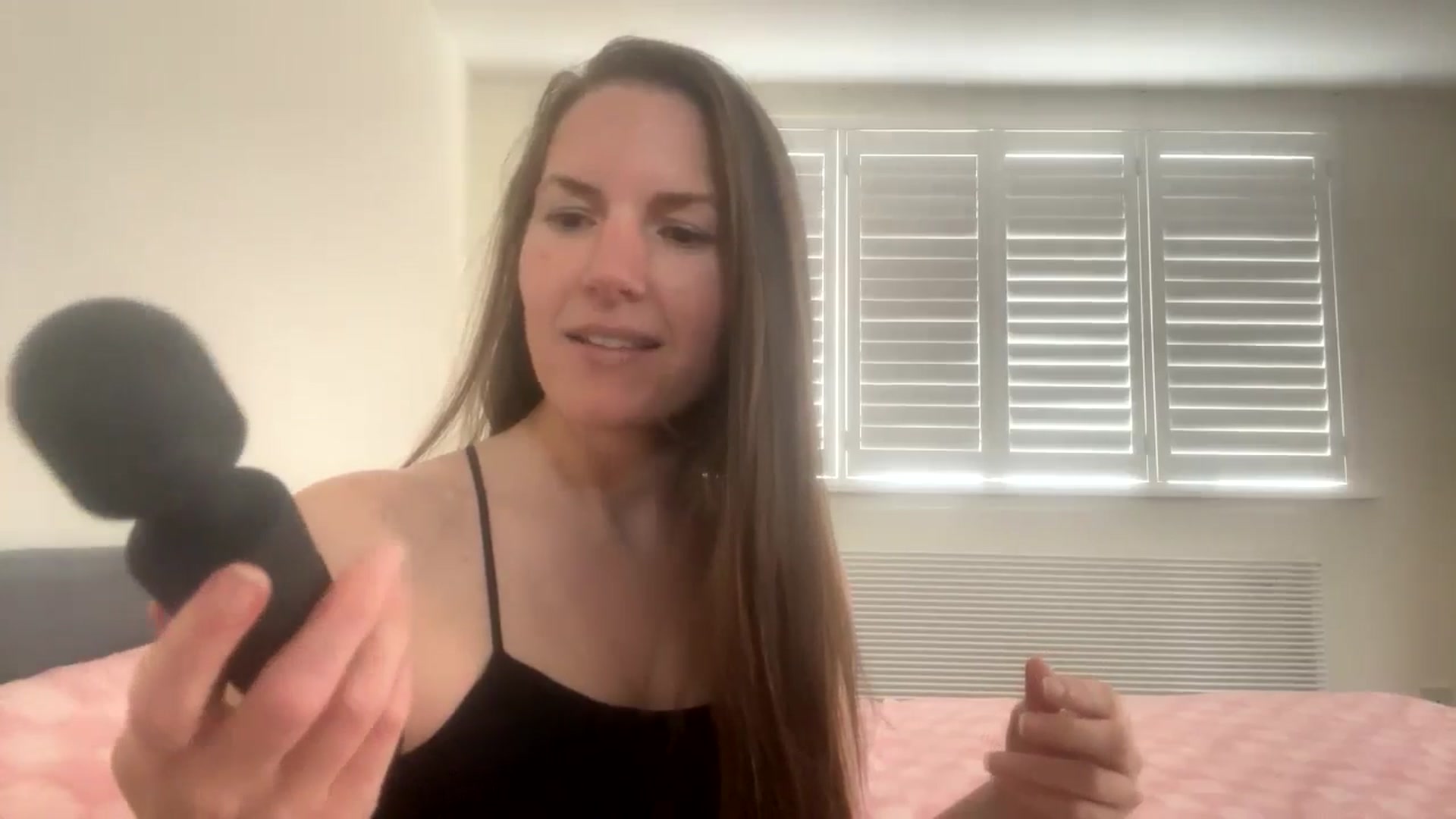 Gallery image thumbnail from Hornyharriet1's myfreecams stream on, 06/07/2024, 12:39 image 3 of 20