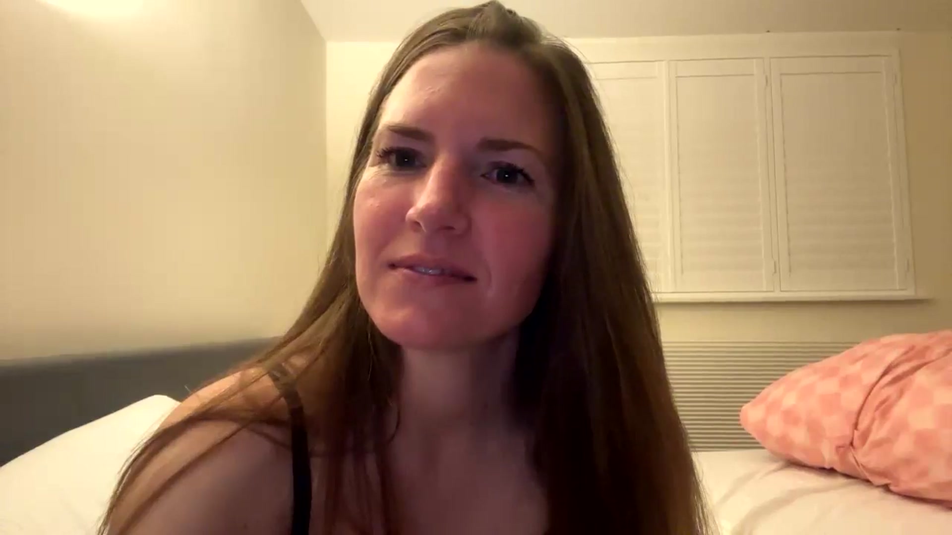 Gallery image thumbnail from Hornyharriet1's myfreecams stream on, 06/09/2024, 24:21 image 5 of 20