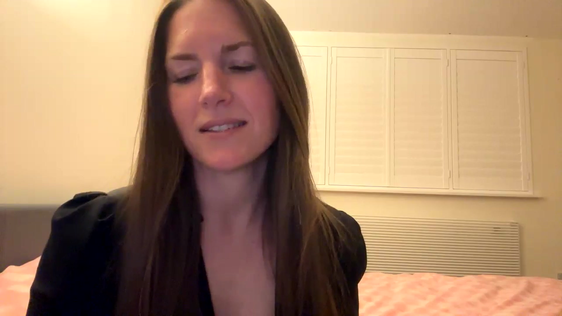 Gallery image thumbnail from Hornyharriet1's myfreecams stream on, 06/13/2024, 20:59 image 19 of 20