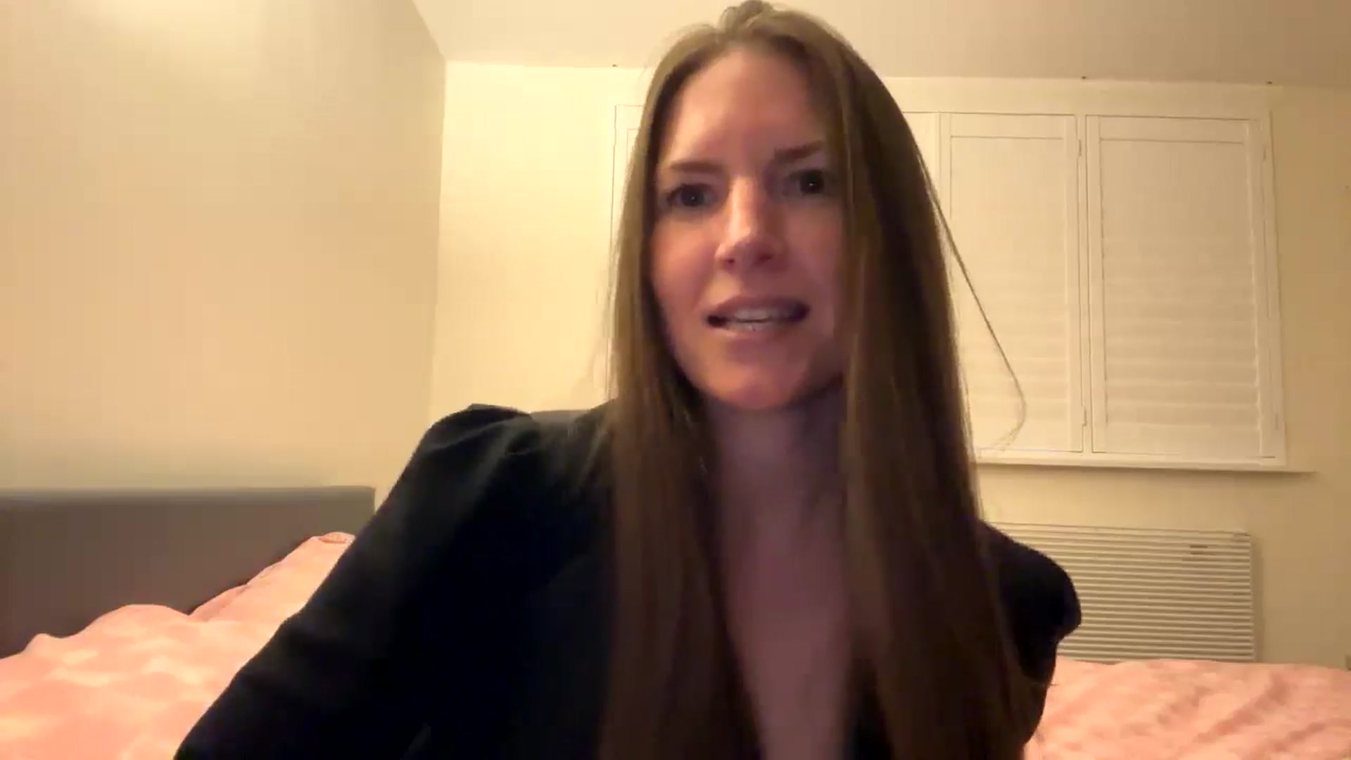 Gallery image thumbnail from Hornyharriet1's myfreecams stream on, 06/13/2024, 20:59 image 9 of 20