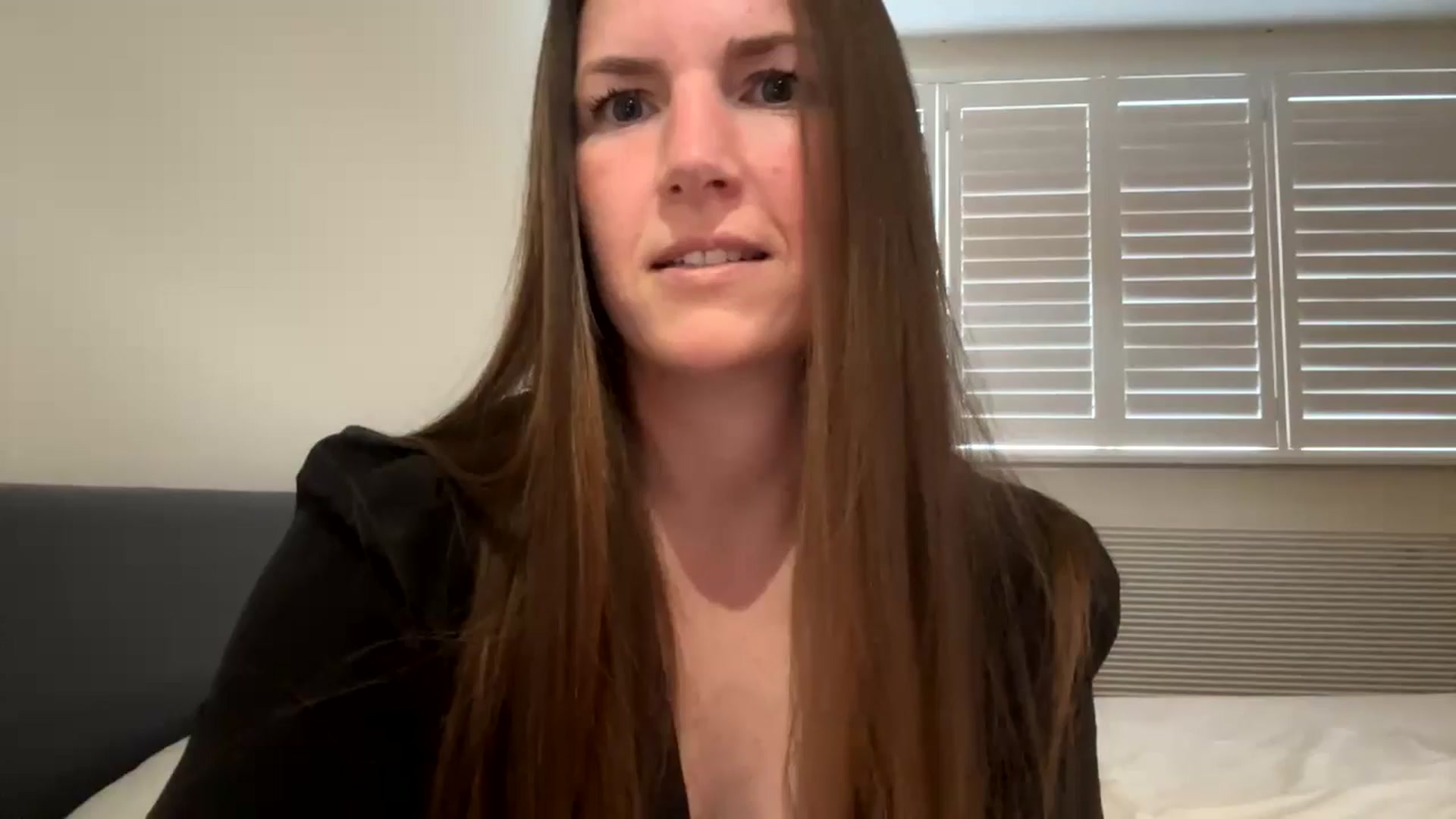 Gallery image thumbnail from Hornyharriet1's myfreecams stream on, 06/14/2024, 17:35 image 5 of 20