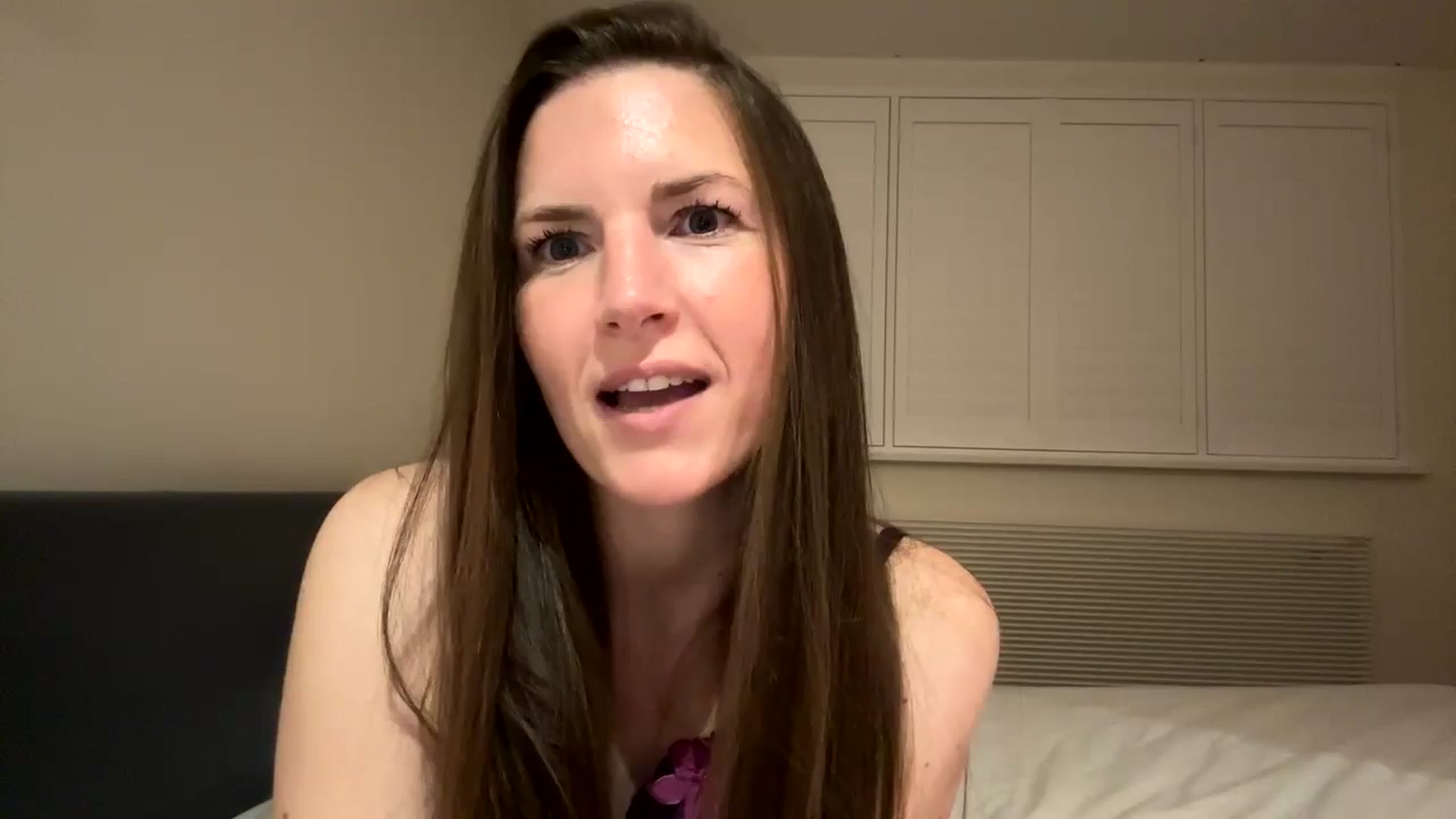 Gallery image thumbnail from Hornyharriet1's myfreecams stream on, 06/15/2024, 24:28 image 19 of 20