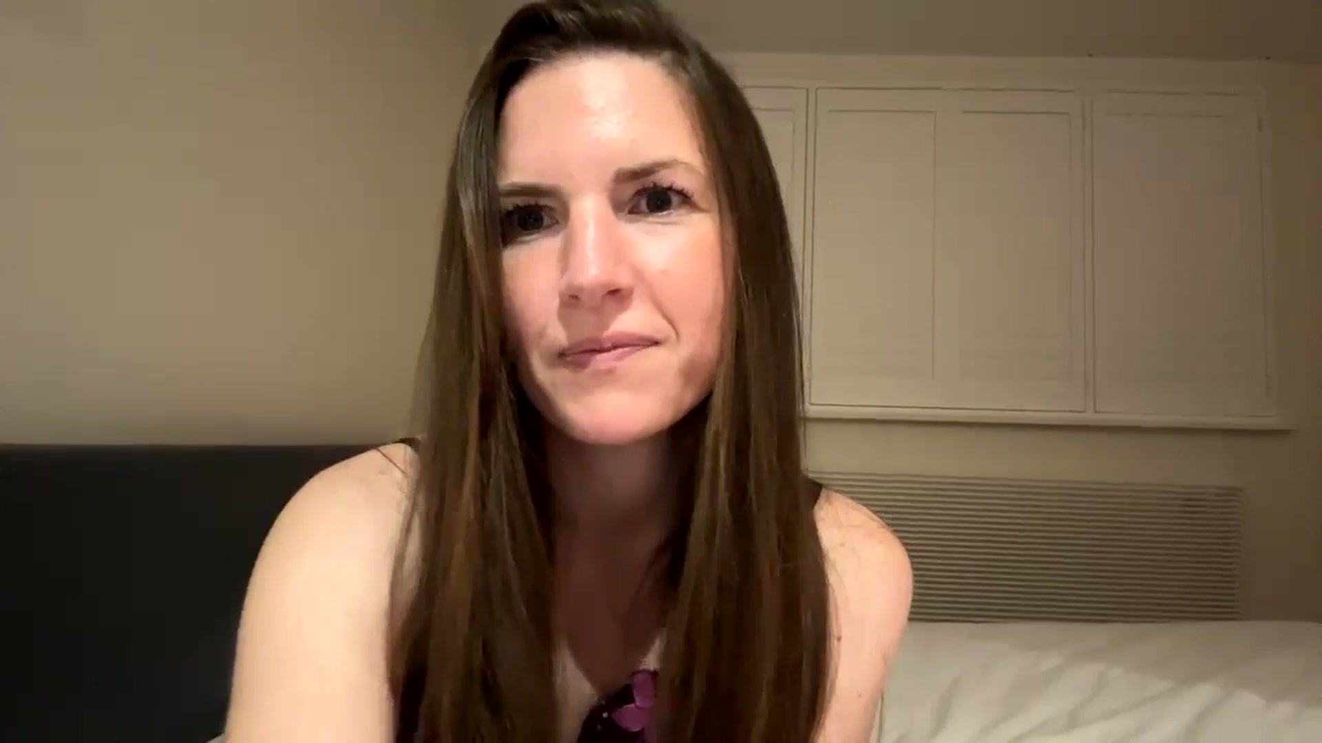 Gallery image thumbnail from Hornyharriet1's myfreecams stream on, 06/15/2024, 24:28 image 18 of 20