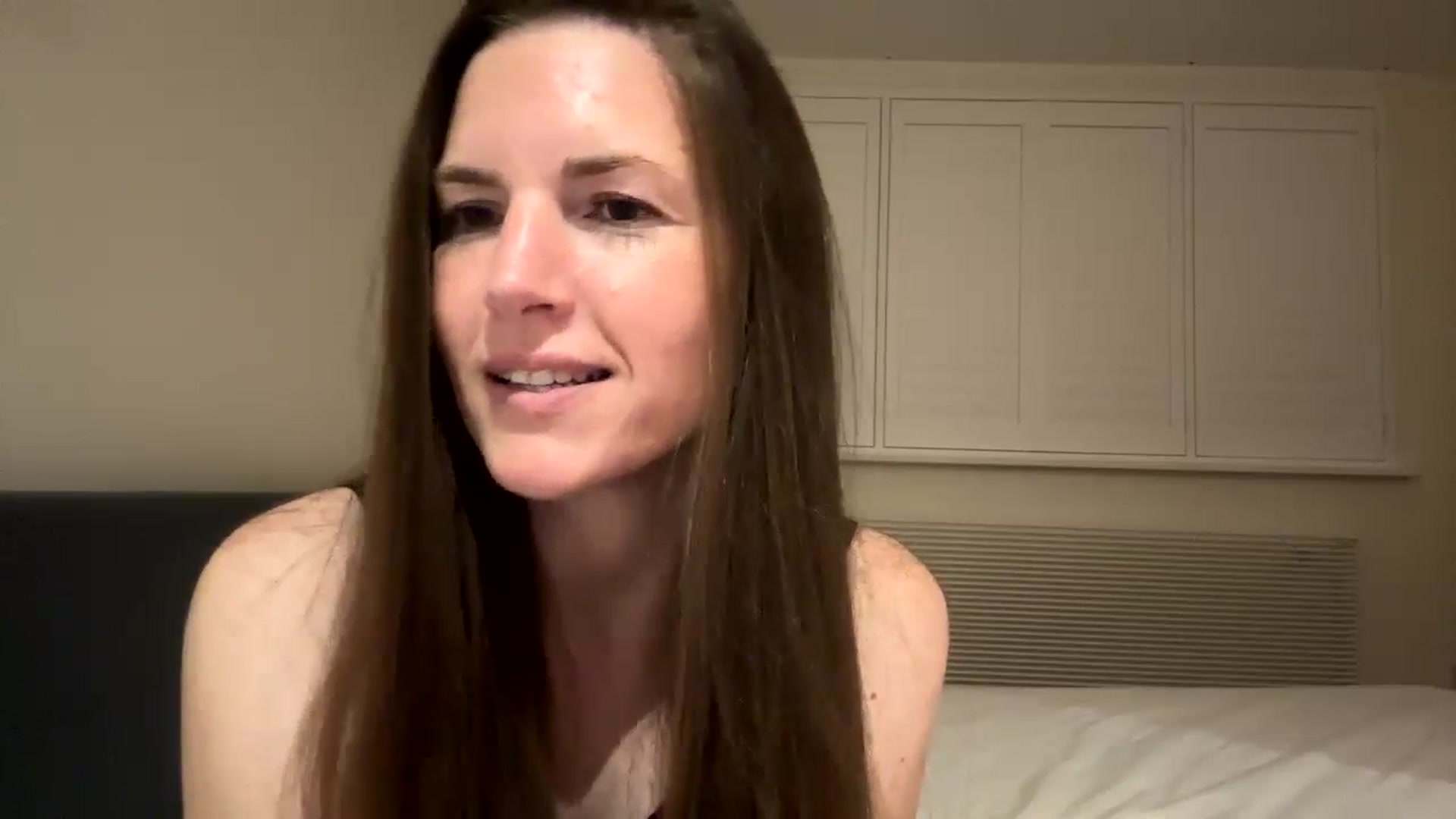 Gallery image thumbnail from Hornyharriet1's myfreecams stream on, 06/15/2024, 24:28 image 4 of 20