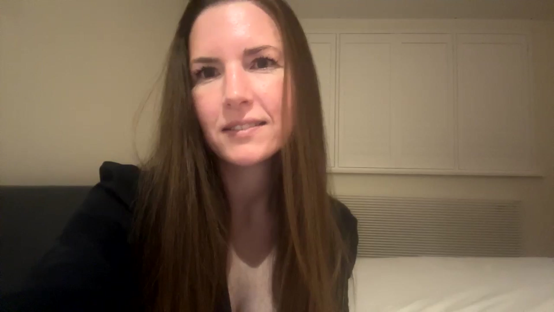 Gallery image thumbnail from Hornyharriet1's myfreecams stream on, 06/15/2024, 23:45 image 1 of 20