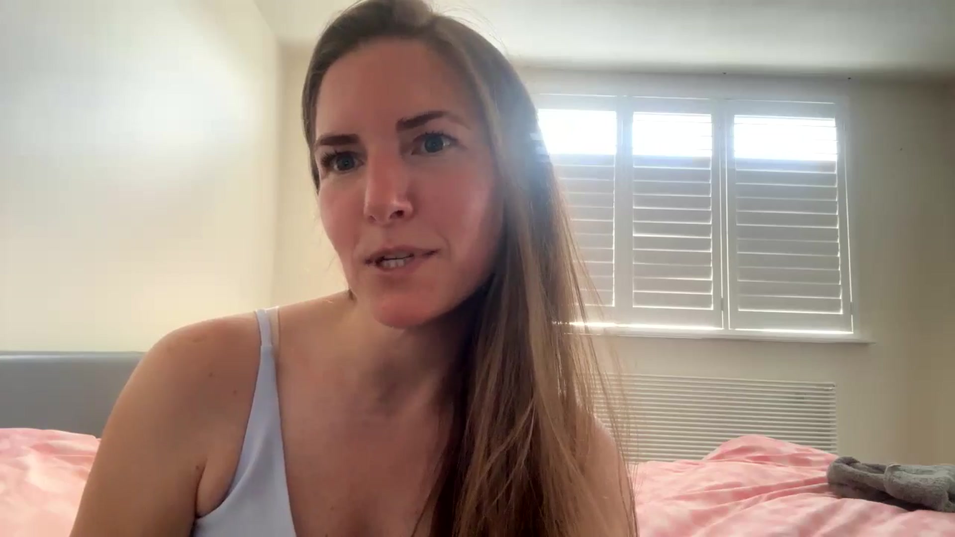 Gallery image thumbnail from Hornyharriet1's myfreecams stream on, 06/25/2024, 12:30 image 20 of 20