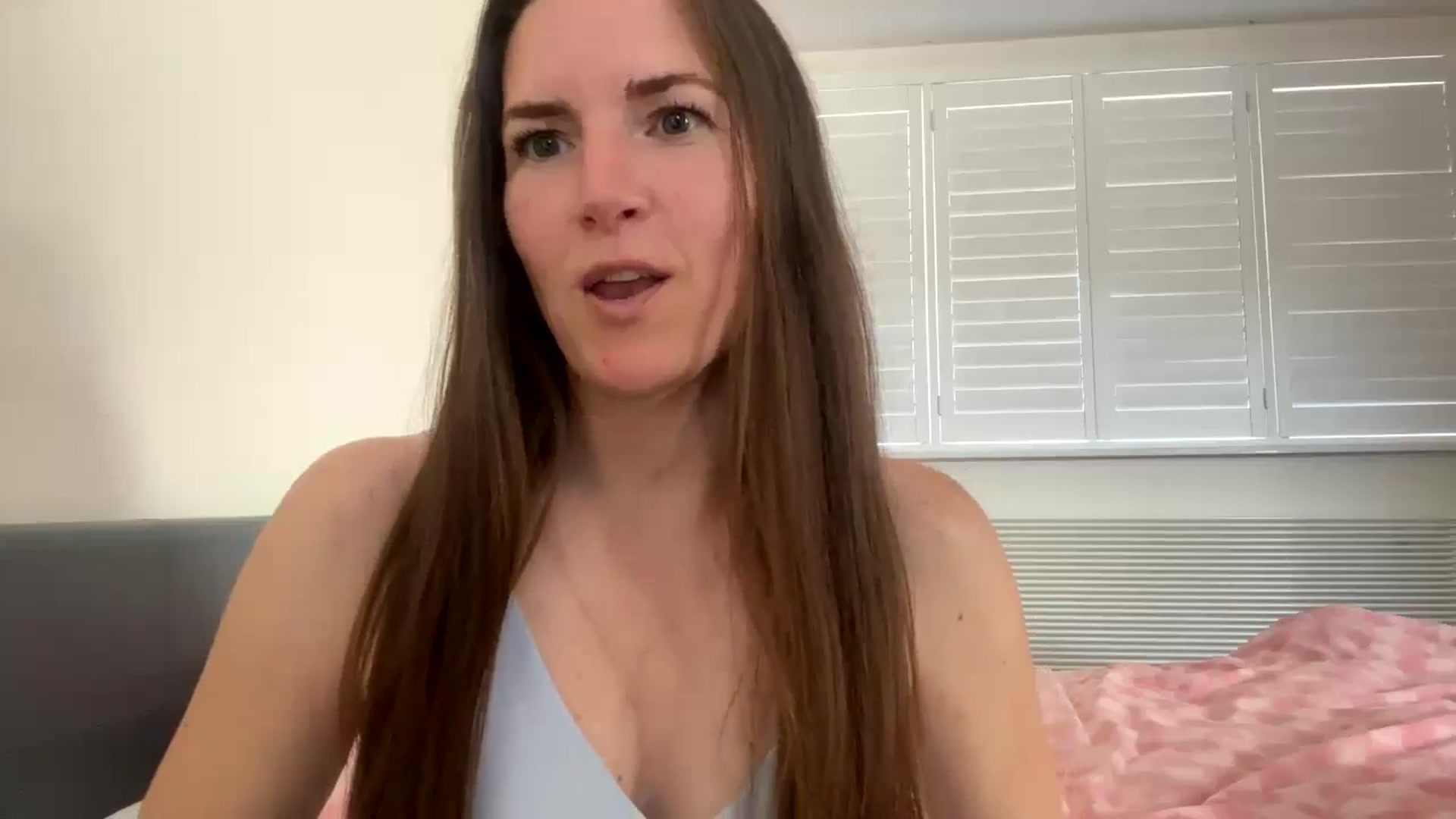 Gallery image thumbnail from Hornyharriet1's myfreecams stream on, 06/26/2024, 08:57 image 2 of 20
