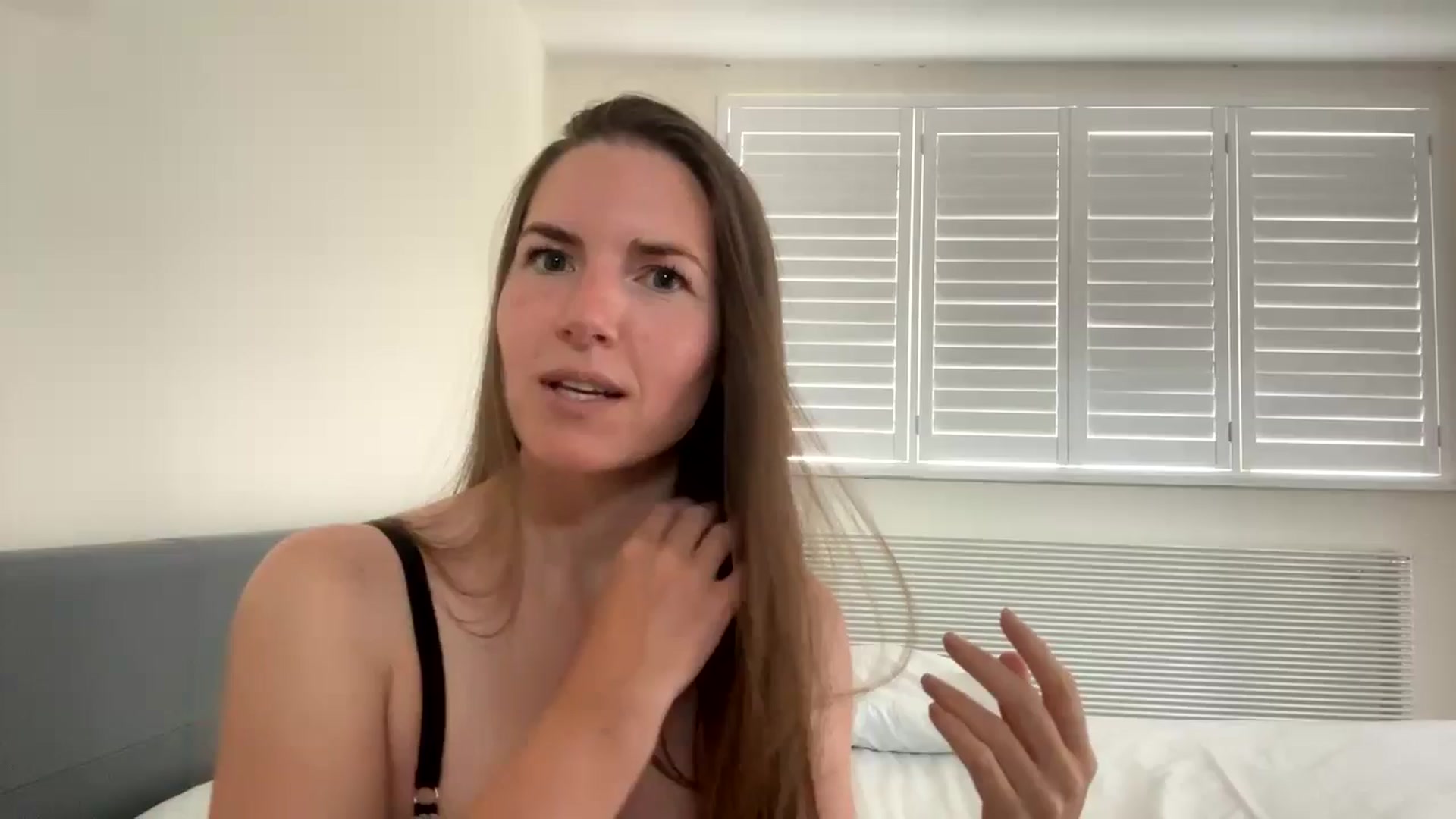 Gallery image thumbnail from Hornyharriet1's myfreecams stream on, 06/30/2024, 16:51 image 14 of 20