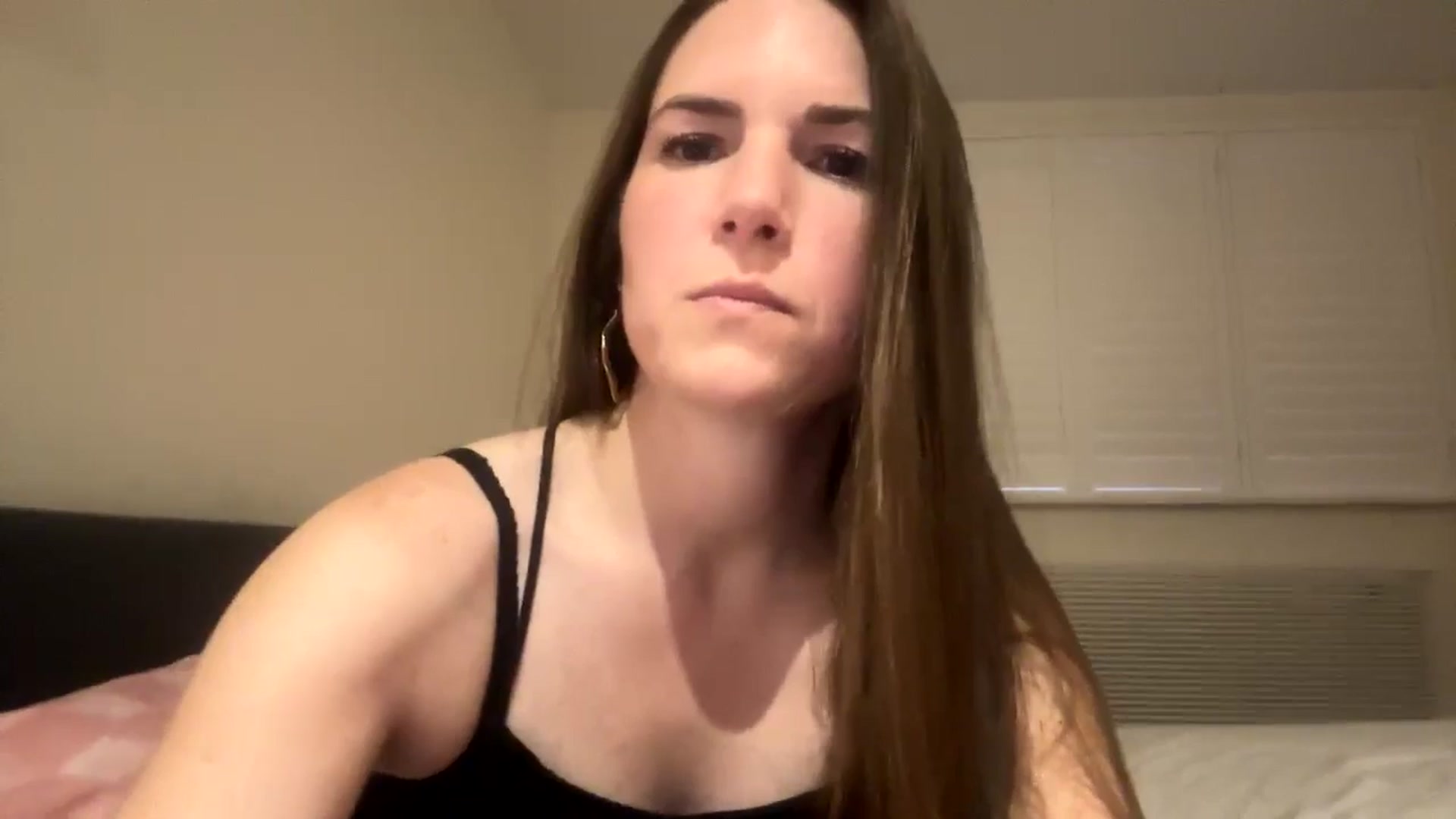 Gallery image thumbnail from Hornyharriet1's myfreecams stream on, 07/03/2024, 21:15 image 7 of 20