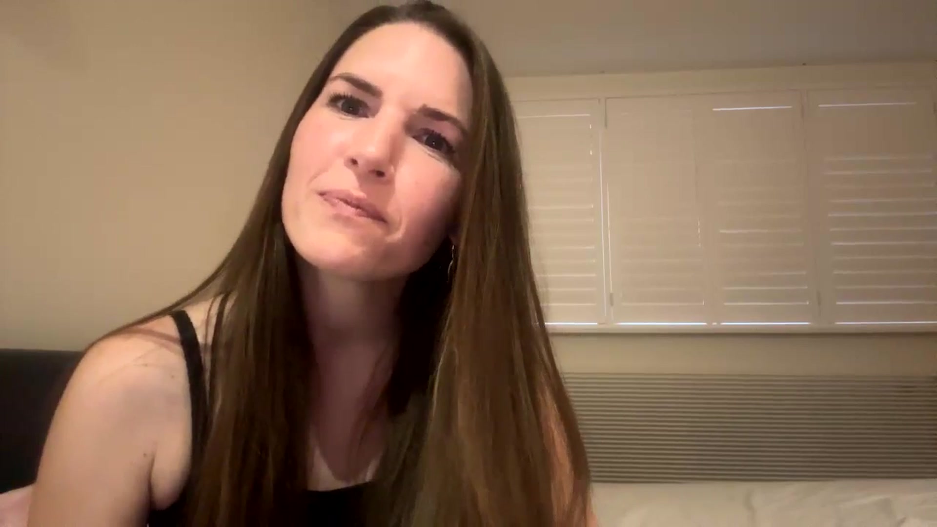 Gallery image thumbnail from Hornyharriet1's myfreecams stream on, 07/03/2024, 21:15 image 3 of 20