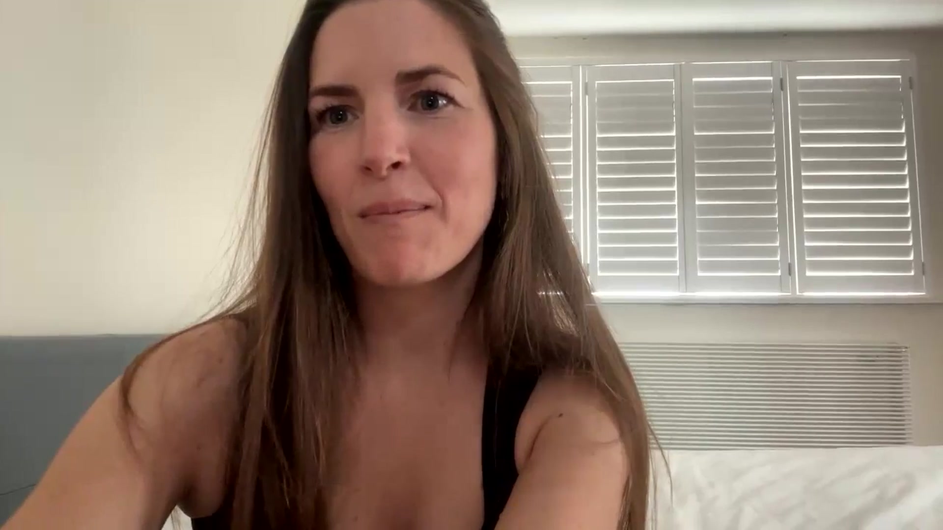 Gallery image thumbnail from Hornyharriet1's myfreecams stream on, 07/04/2024, 18:12 image 2 of 20
