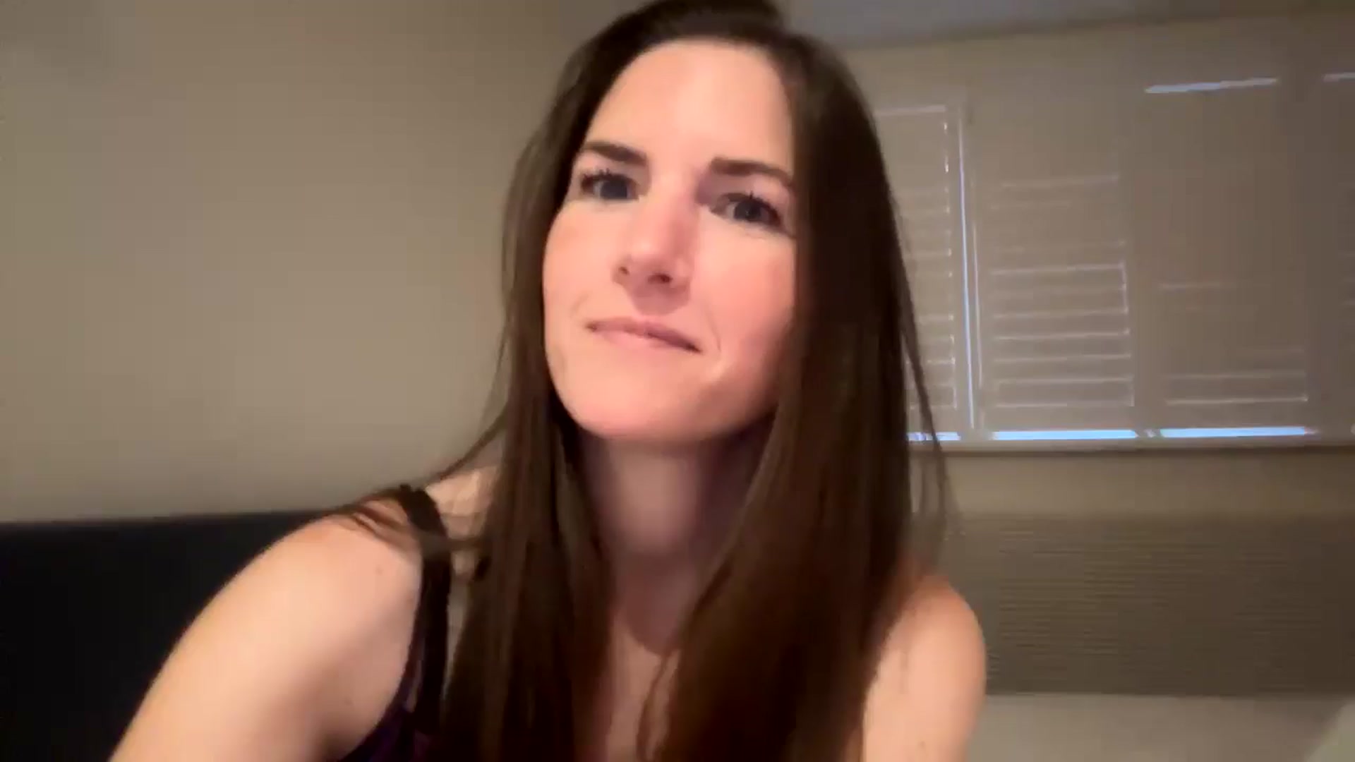 Gallery image thumbnail from Hornyharriet1's myfreecams stream on, 07/04/2024, 20:40 image 1 of 20