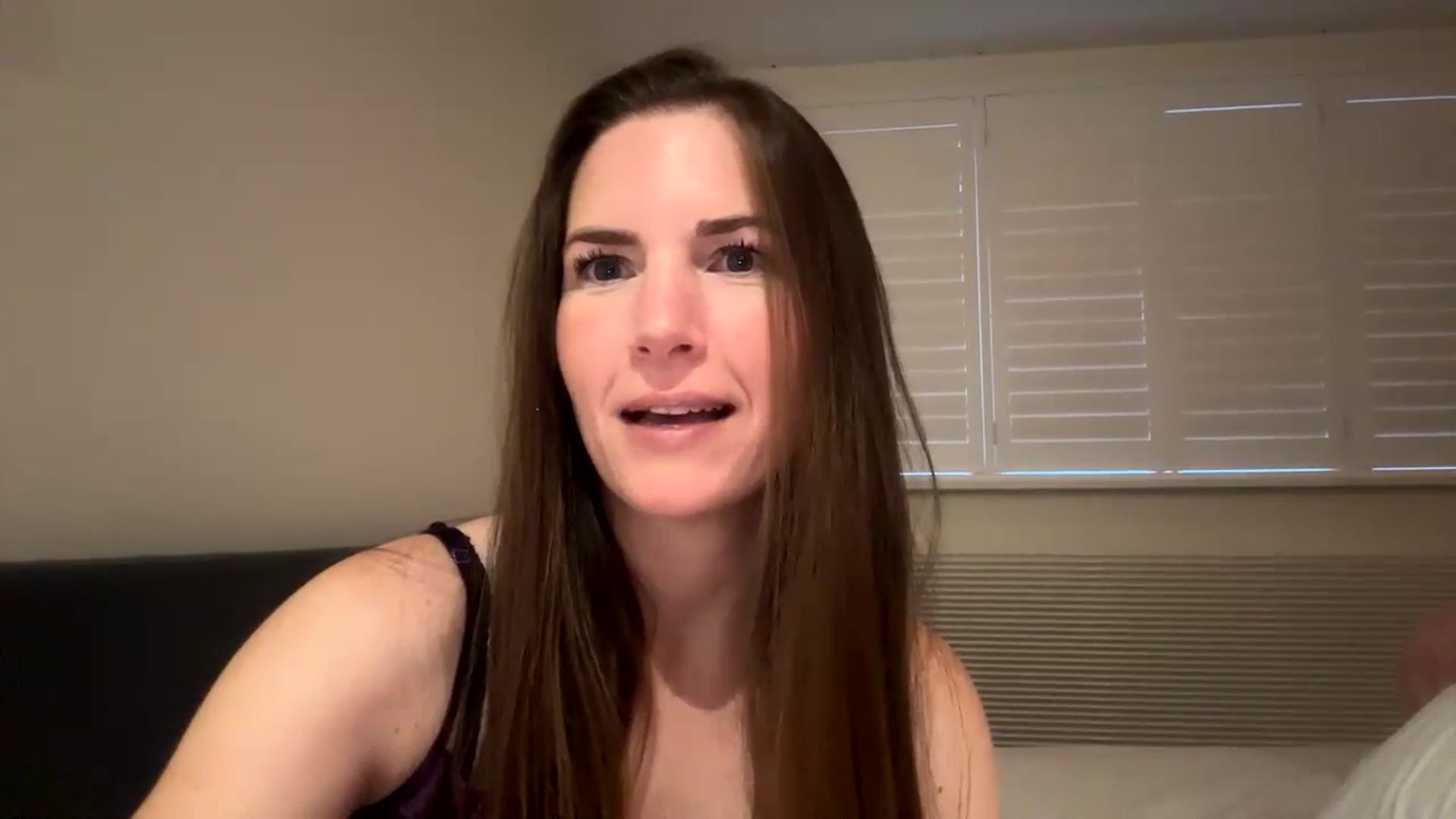 Gallery image thumbnail from Hornyharriet1's myfreecams stream on, 07/04/2024, 20:40 image 5 of 20