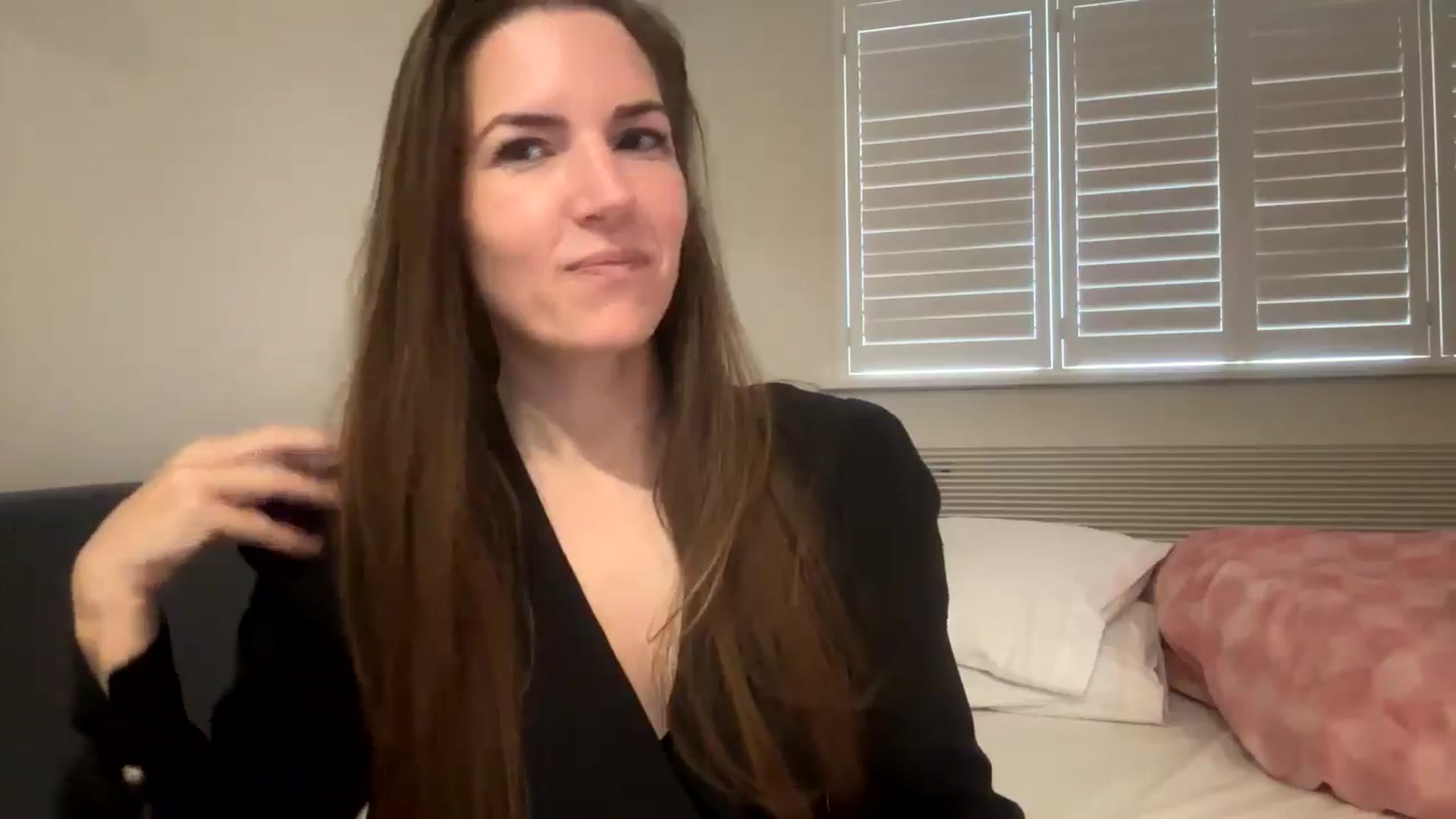 Gallery image thumbnail from Hornyharriet1's myfreecams stream on, 07/05/2024, 06:30 image 17 of 20
