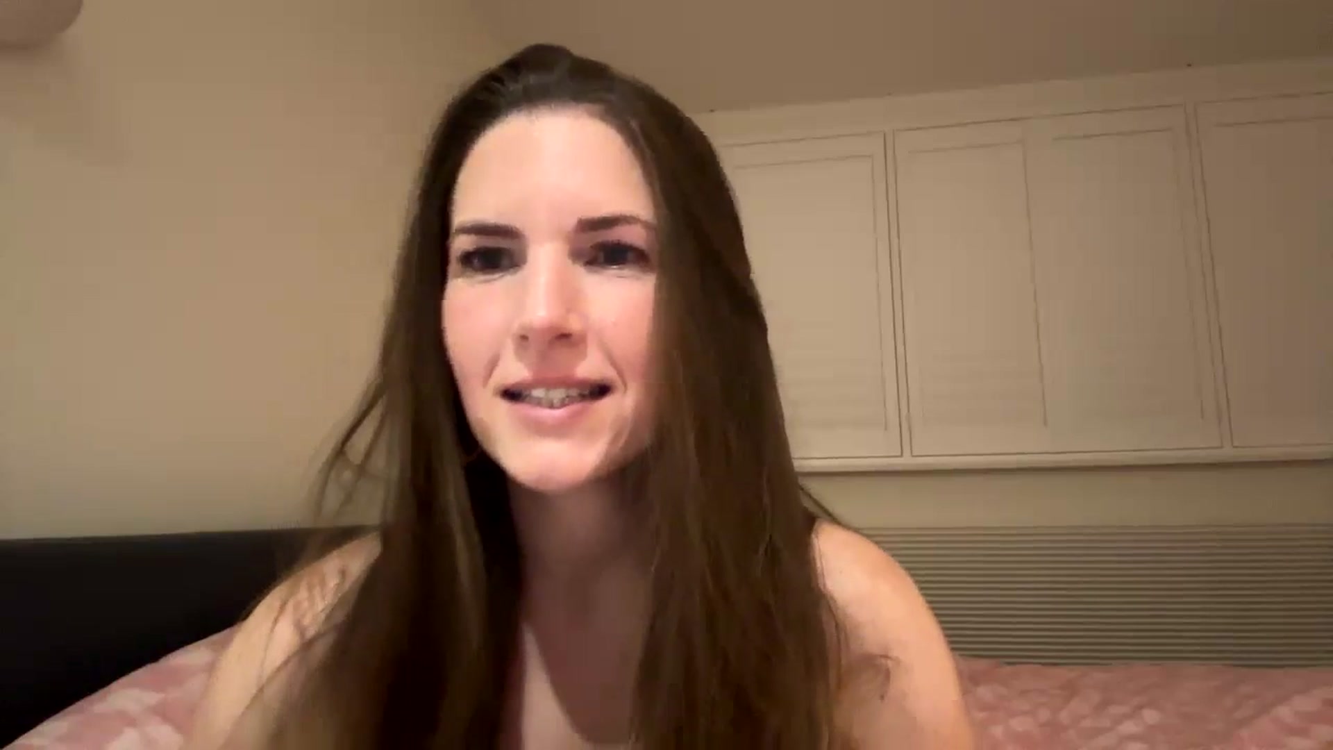 Gallery image thumbnail from Hornyharriet1's myfreecams stream on, 07/07/2024, 24:14 image 6 of 20