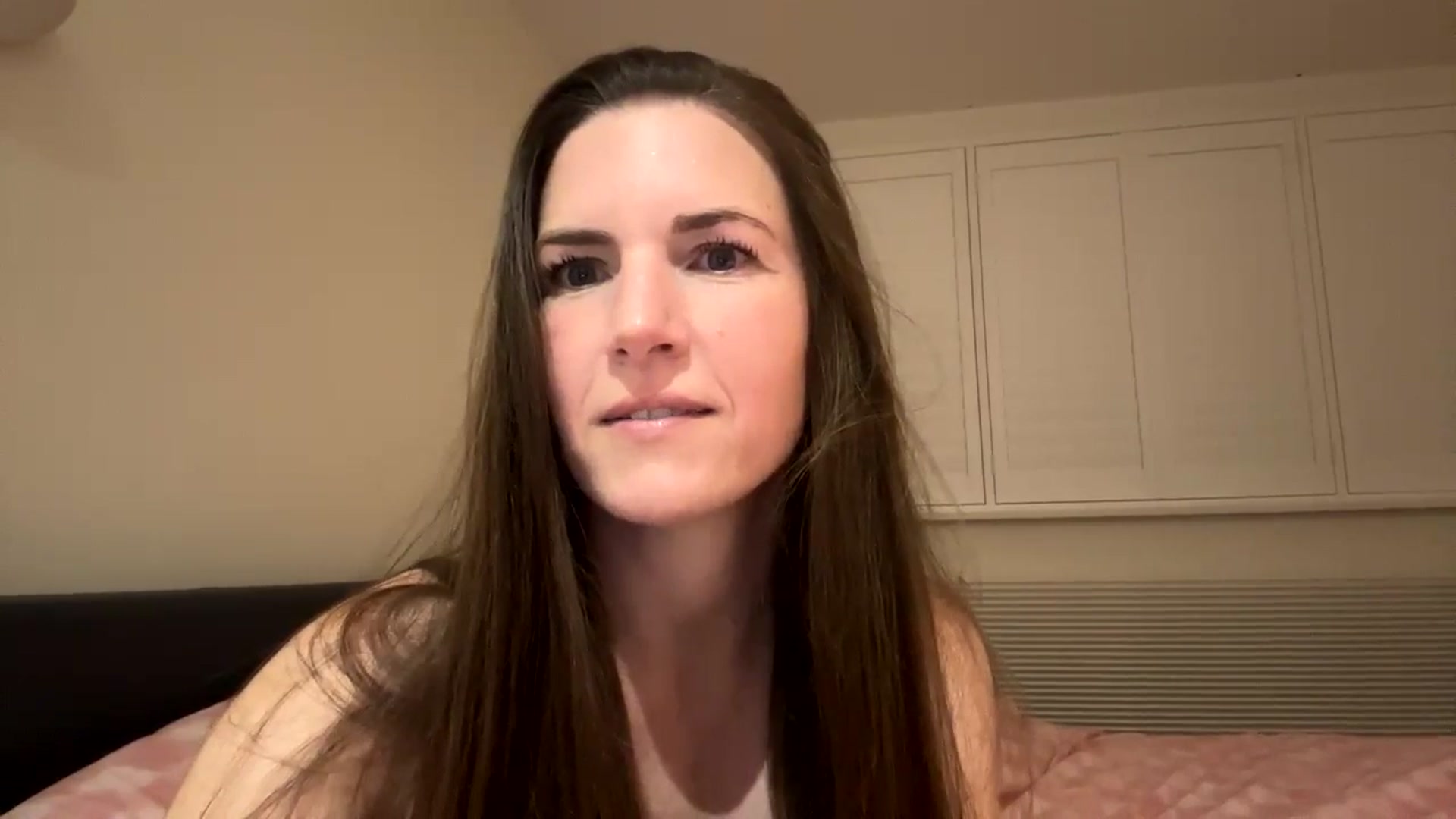 Gallery image thumbnail from Hornyharriet1's myfreecams stream on, 07/07/2024, 24:14 image 17 of 20
