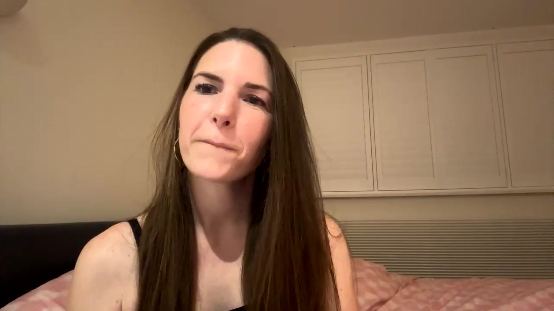 Gallery image thumbnail from Hornyharriet1's myfreecams stream on, 07/07/2024, 24:14 image 15 of 20