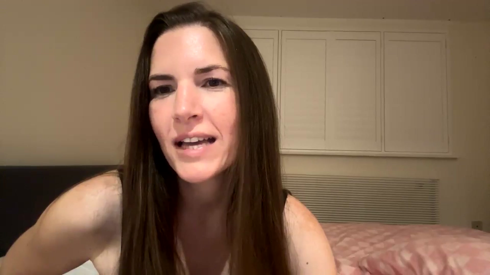 Gallery image thumbnail from Hornyharriet1's myfreecams stream on, 07/07/2024, 22:38 image 8 of 20