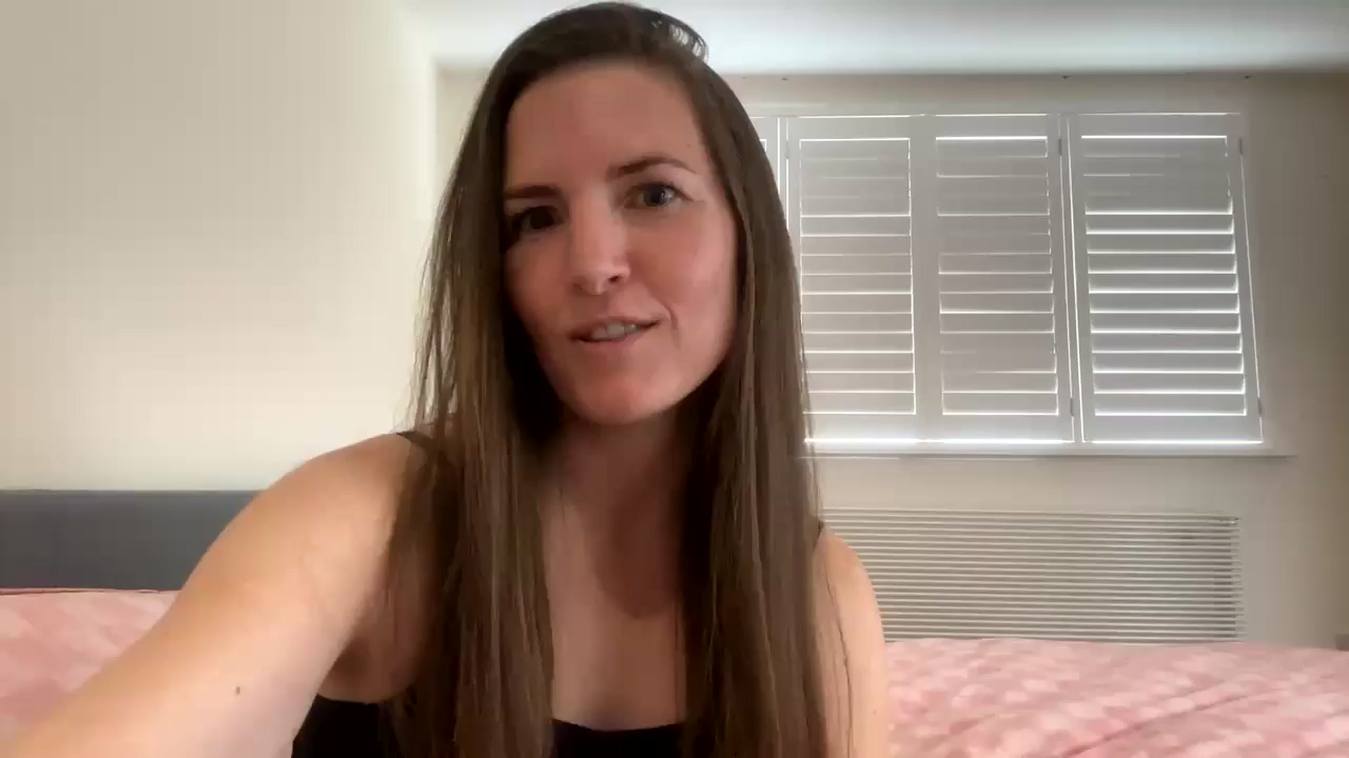 Gallery image thumbnail from Hornyharriet1's myfreecams stream on, 07/08/2024, 12:39 image 12 of 20