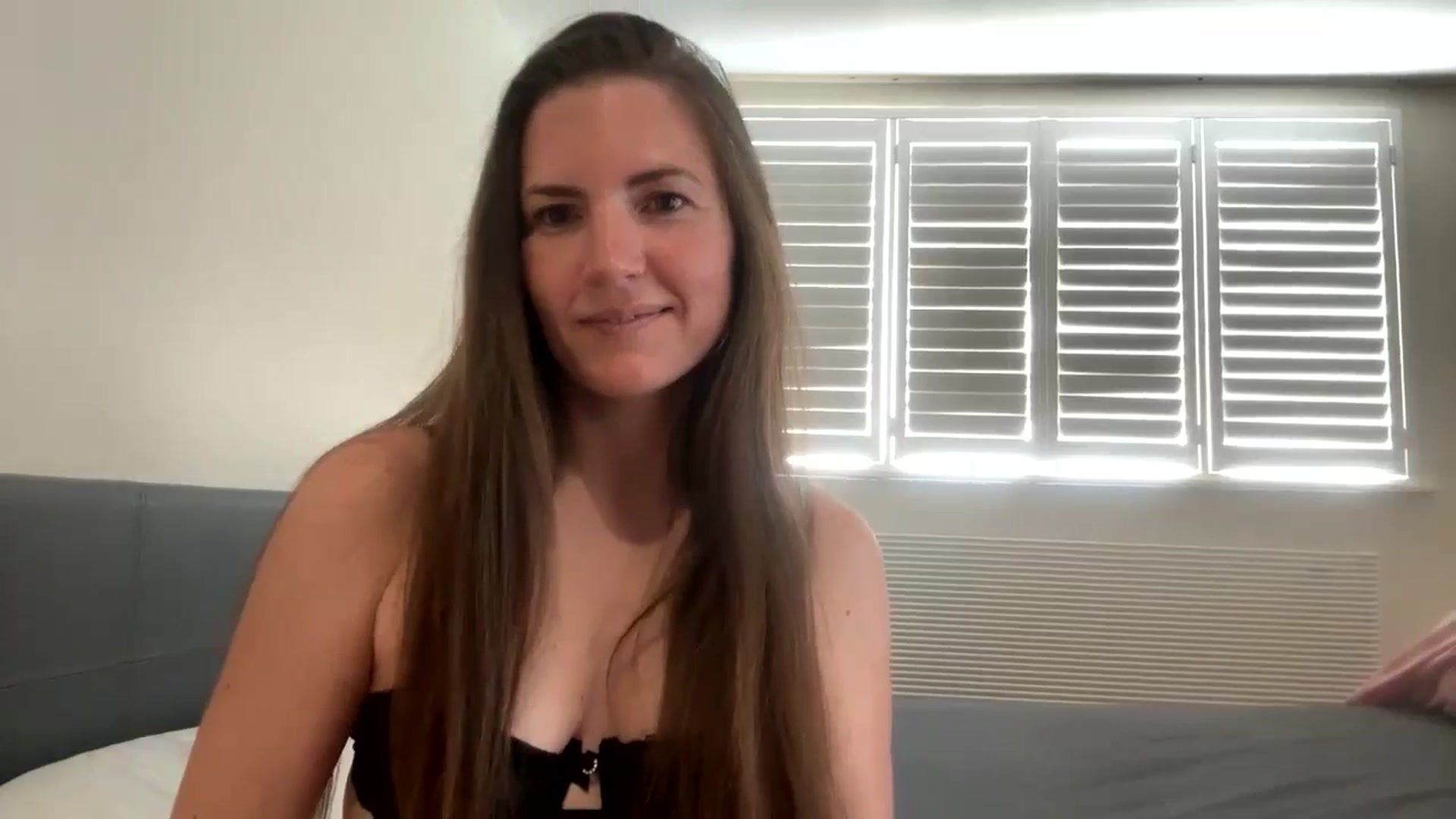 Gallery image thumbnail from Hornyharriet1's myfreecams stream on, 08/02/2024, 14:06 image 11 of 20