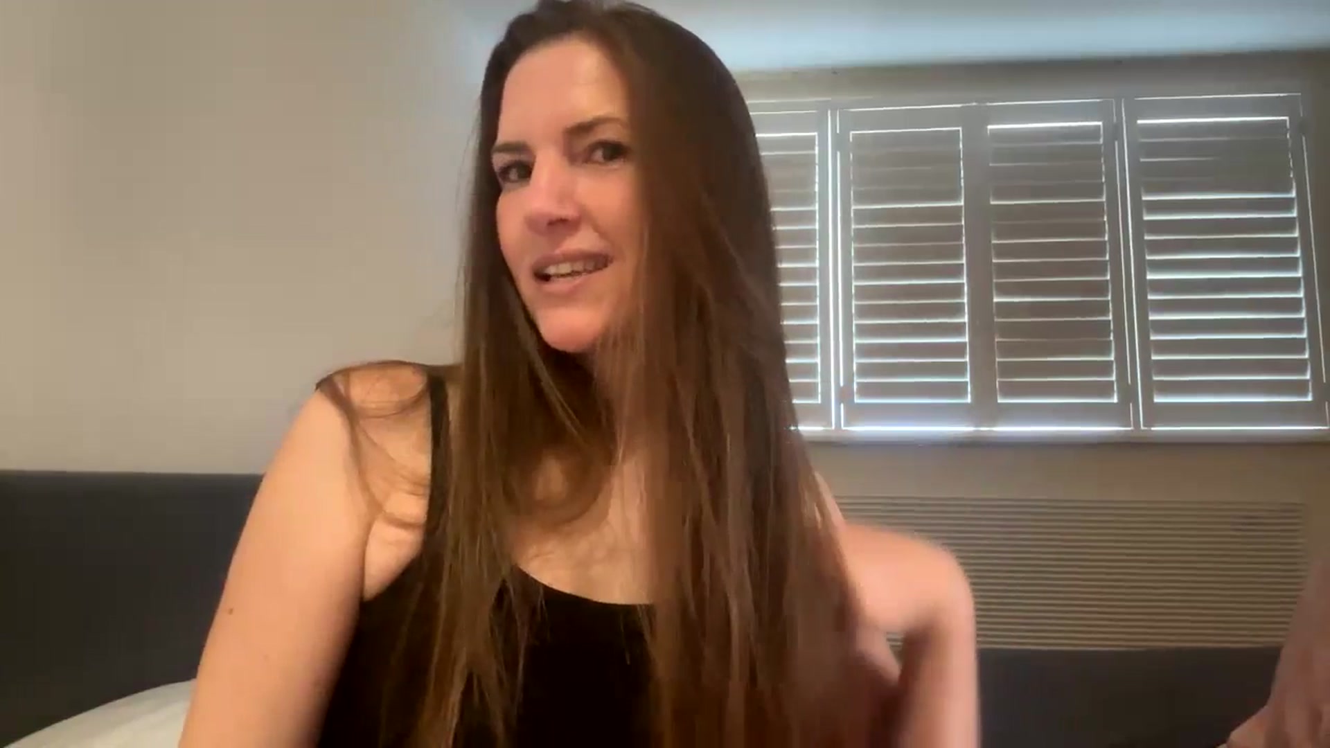 Gallery image thumbnail from Hornyharriet1's myfreecams stream on, 08/08/2024, 07:59 image 14 of 20