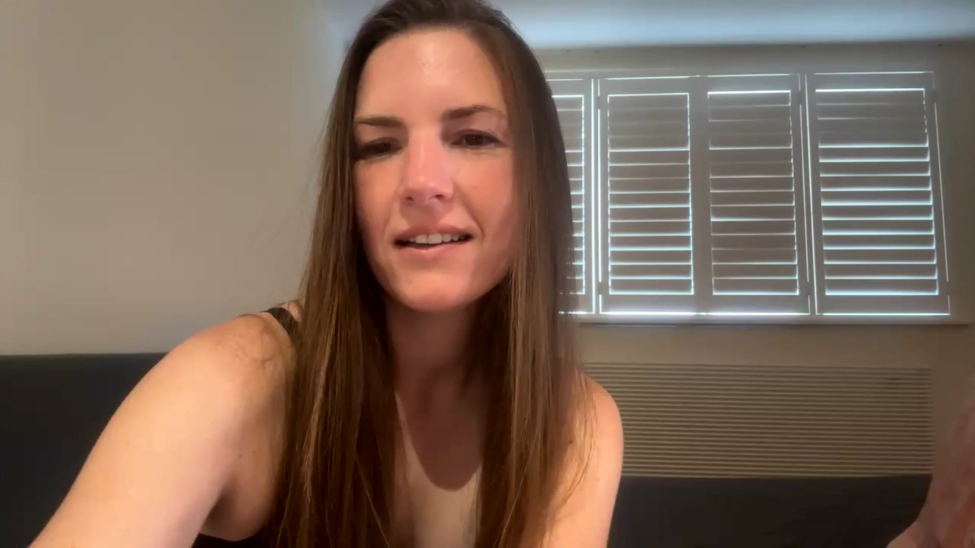 Gallery image thumbnail from Hornyharriet1's myfreecams stream on, 08/08/2024, 07:59 image 1 of 20