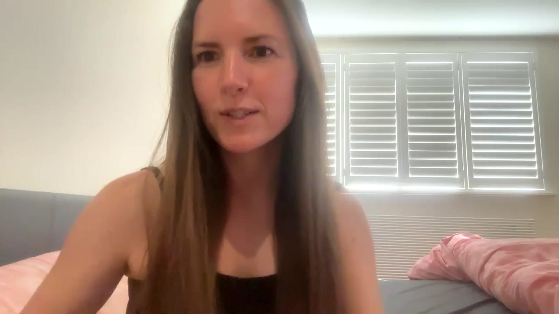 Gallery image thumbnail from Hornyharriet1's myfreecams stream on, 08/09/2024, 14:14 image 9 of 20