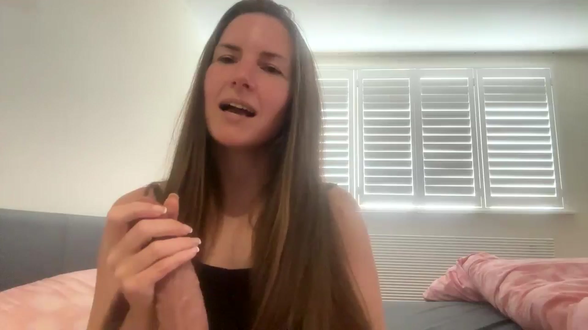 Gallery image thumbnail from Hornyharriet1's myfreecams stream on, 08/09/2024, 14:42 image 6 of 20