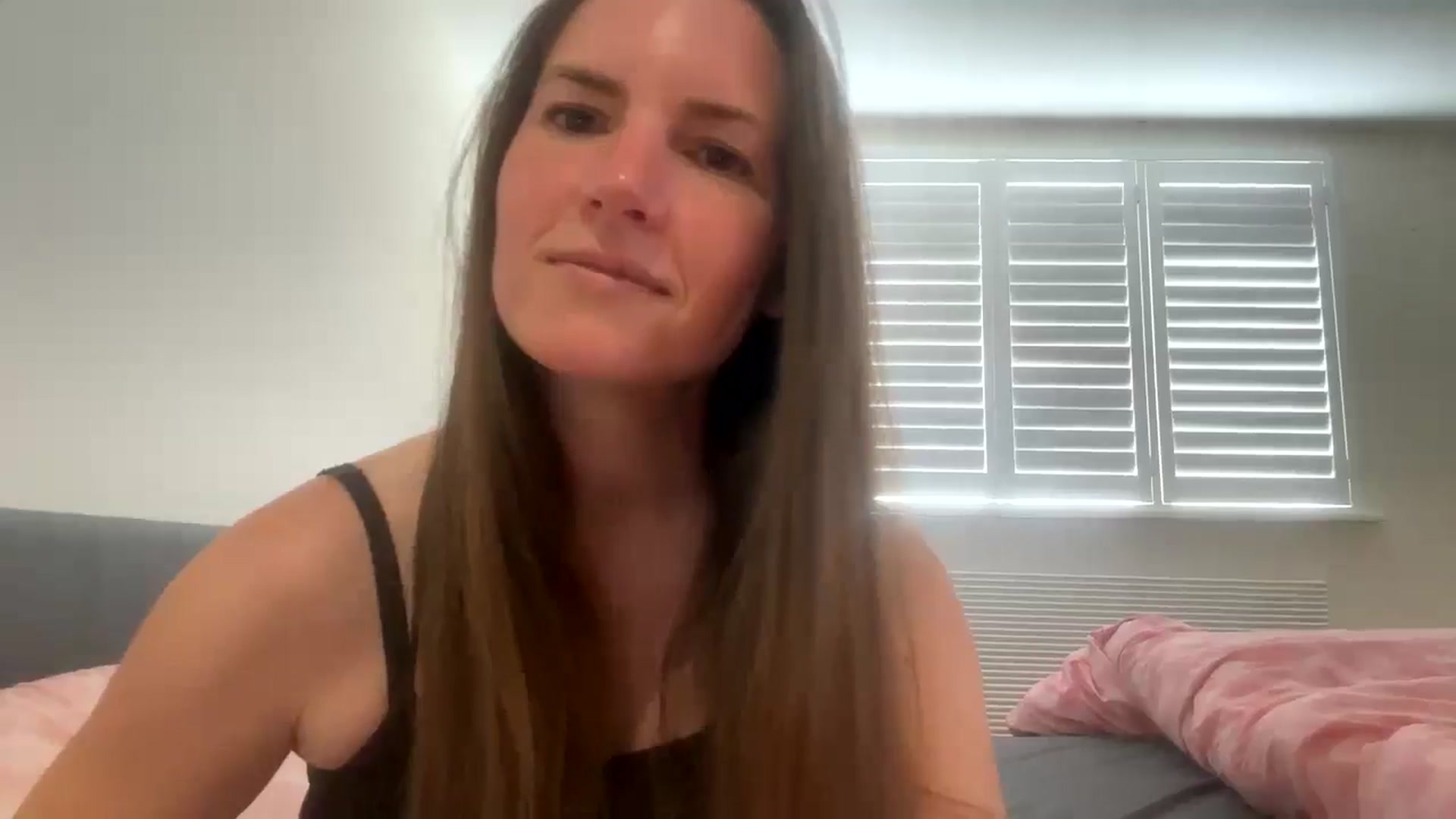 Gallery image thumbnail from Hornyharriet1's myfreecams stream on, 08/09/2024, 14:42 image 18 of 20