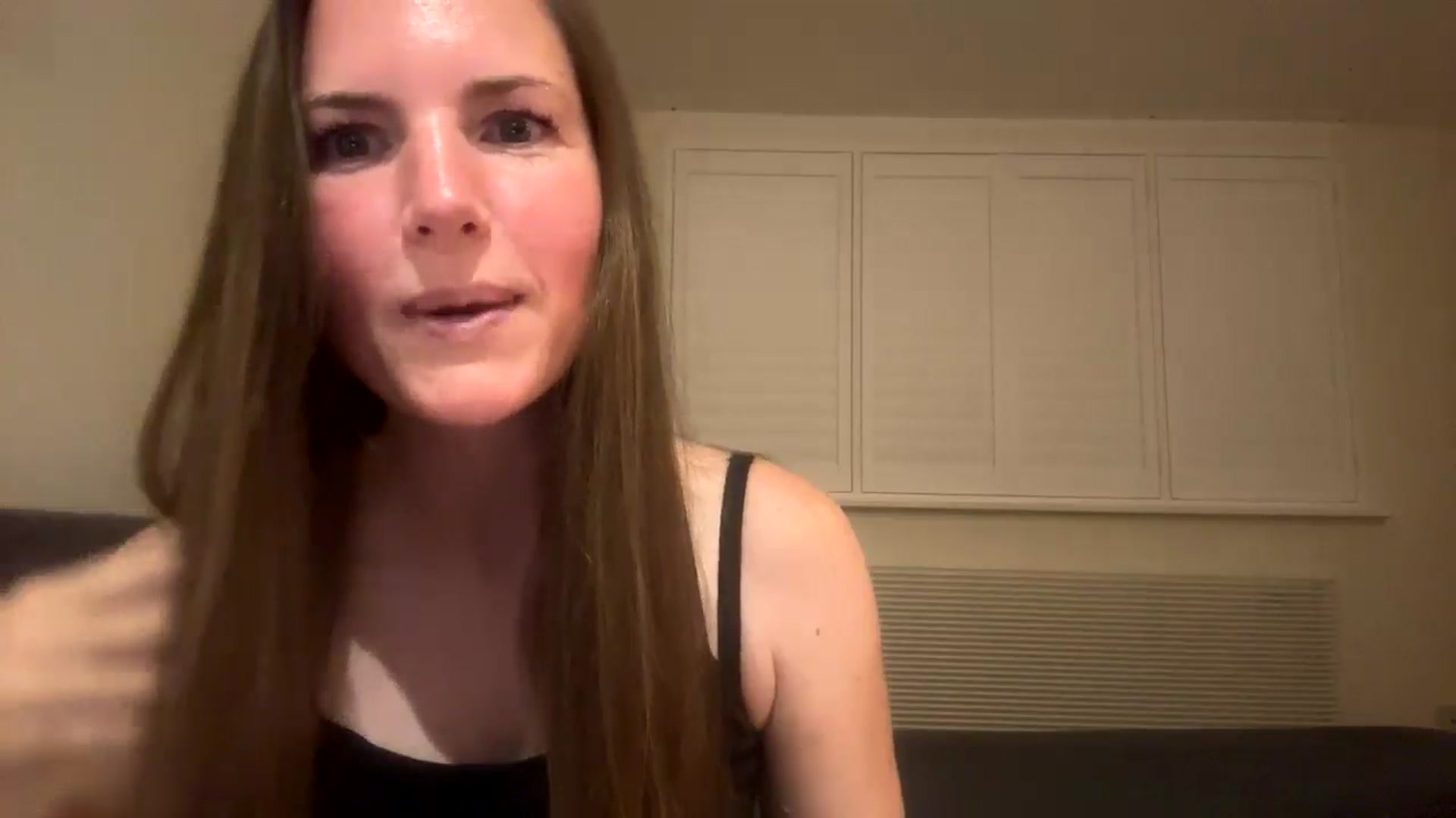 Gallery image thumbnail from Hornyharriet1's myfreecams stream on, 08/09/2024, 22:19 image 17 of 20