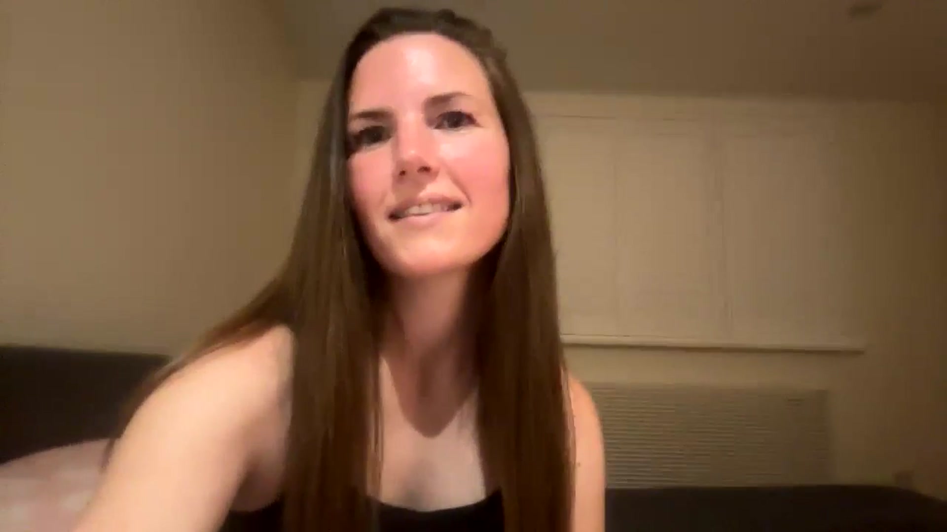 Gallery image thumbnail from Hornyharriet1's myfreecams stream on, 08/09/2024, 22:19 image 9 of 20