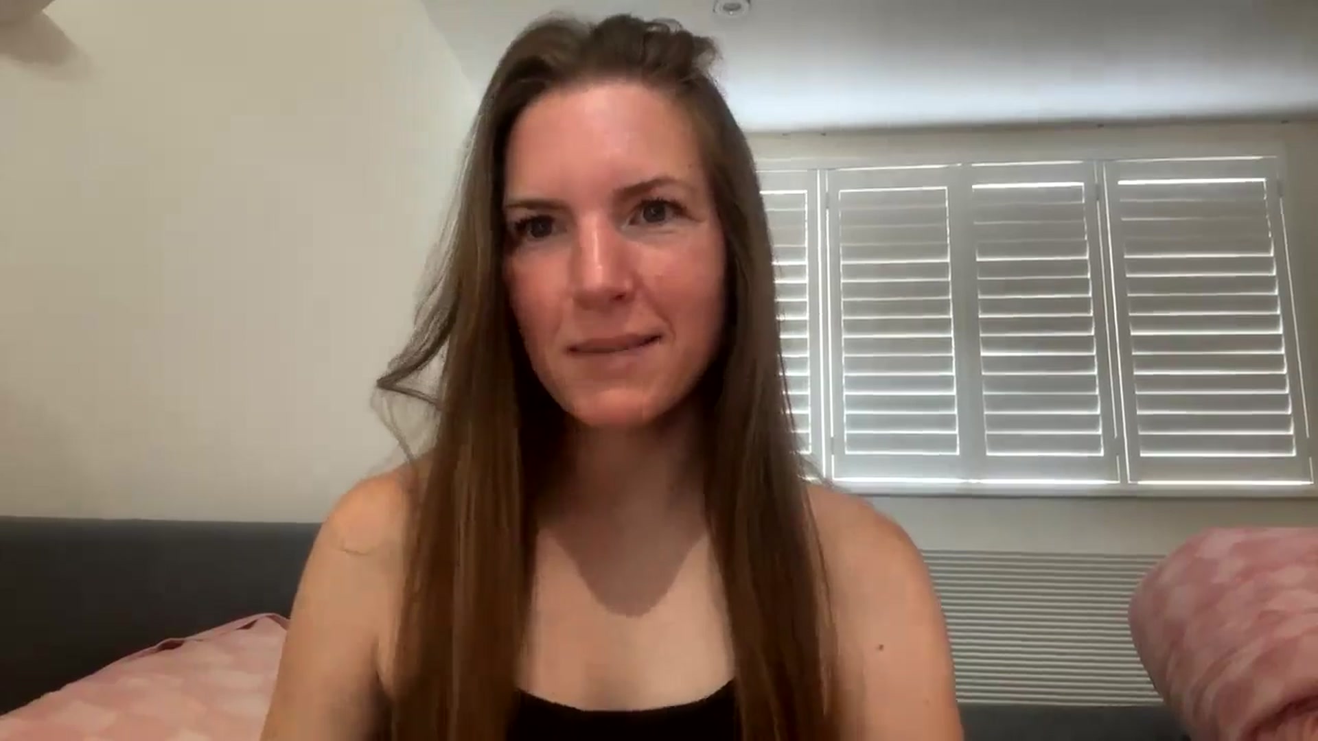 Gallery image thumbnail from Hornyharriet1's myfreecams stream on, 08/10/2024, 07:20 image 17 of 20