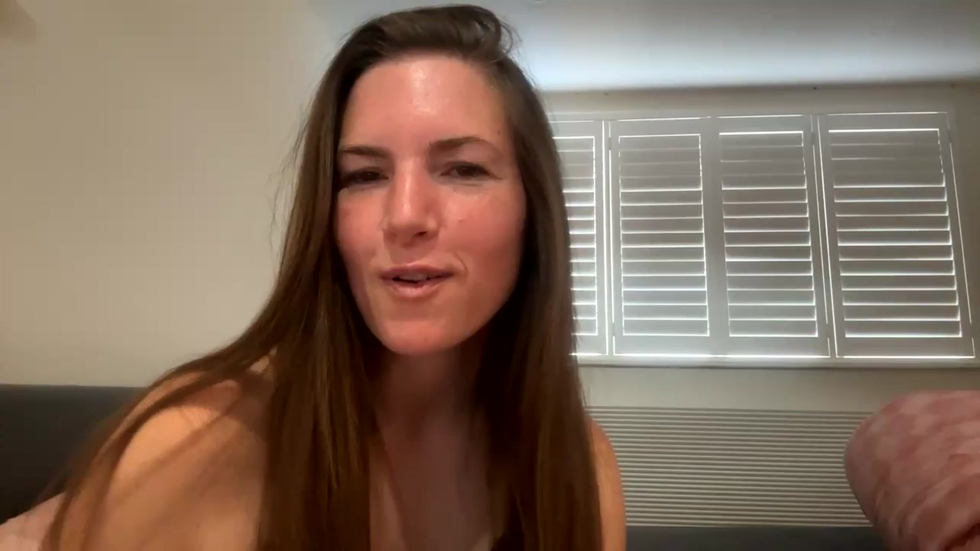 Gallery image thumbnail from Hornyharriet1's myfreecams stream on, 08/10/2024, 07:20 image 1 of 20
