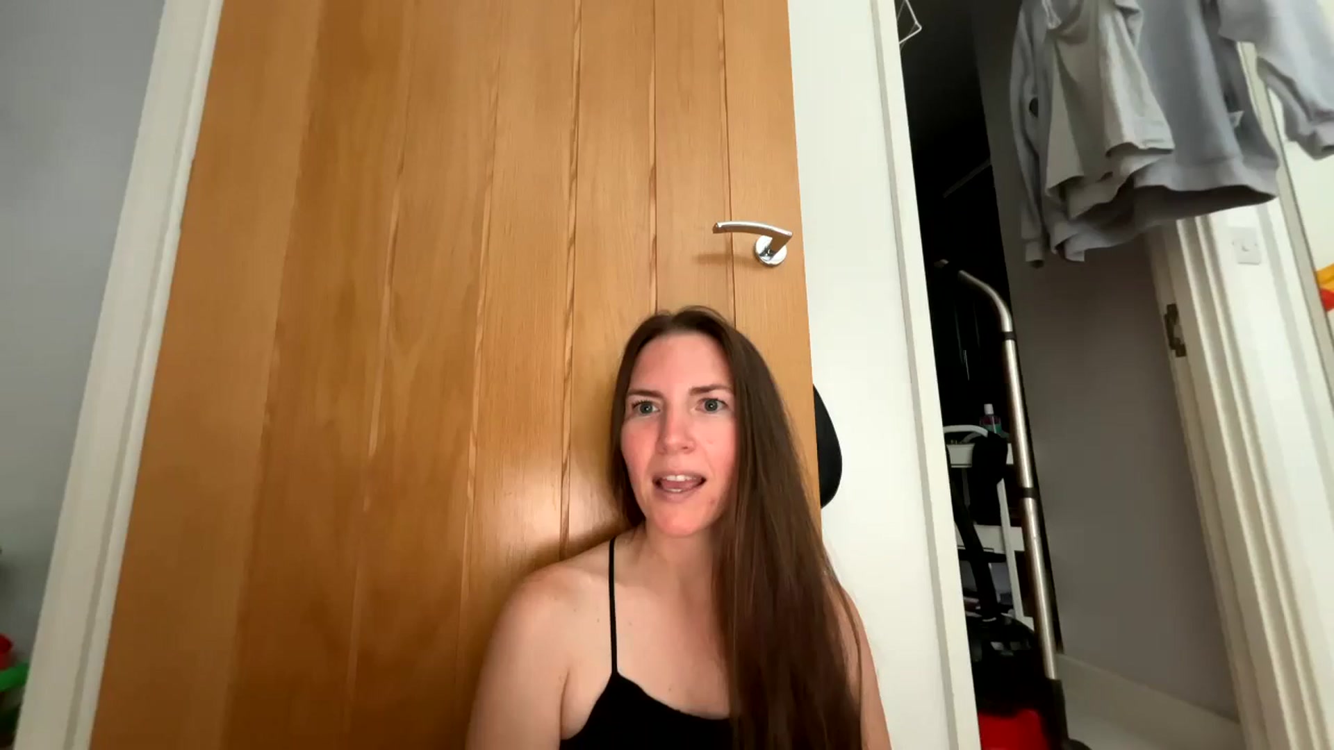 Gallery image thumbnail from Hornyharriet1's myfreecams stream on, 08/13/2024, 12:35 image 1 of 20