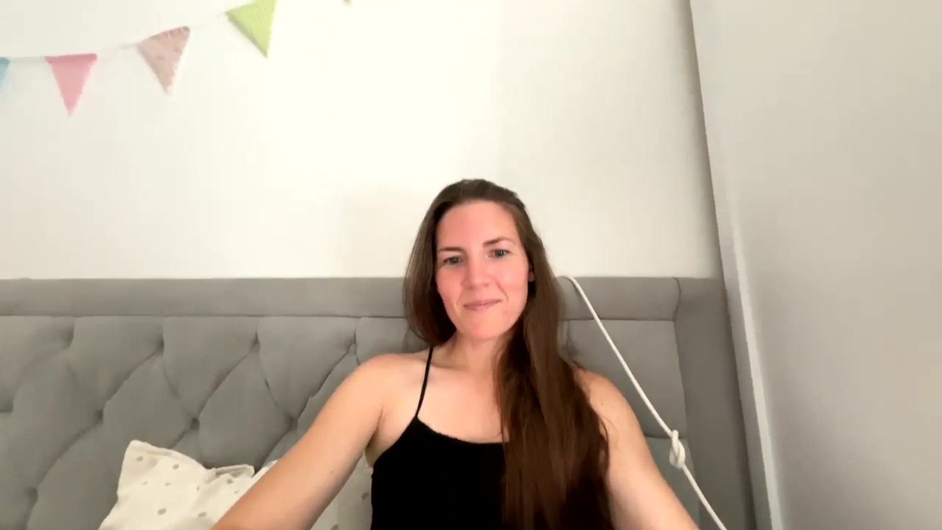 Gallery image thumbnail from Hornyharriet1's myfreecams stream on, 08/13/2024, 12:35 image 9 of 20
