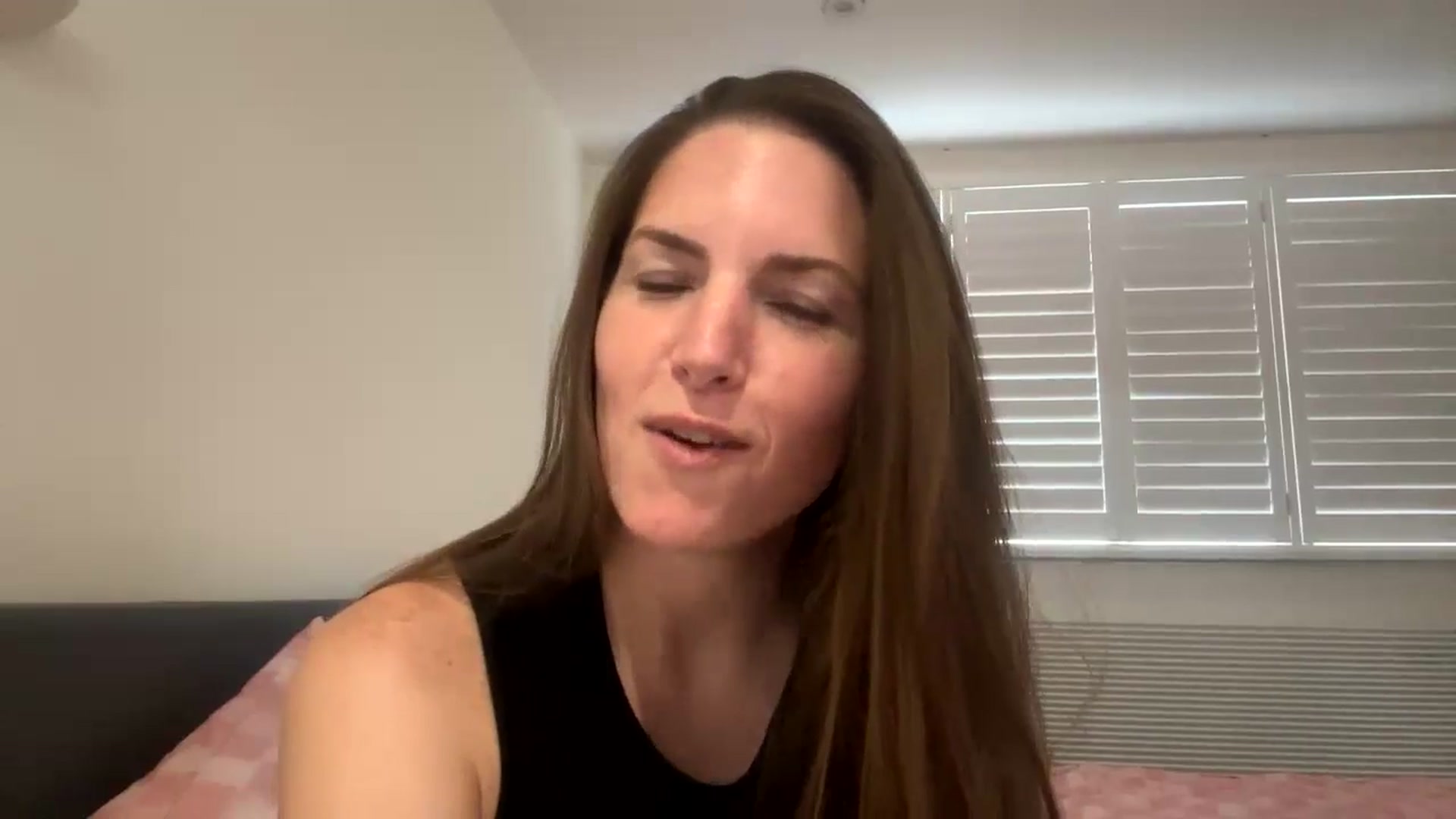 Gallery image thumbnail from Hornyharriet1's myfreecams stream on, 08/22/2024, 14:12 image 12 of 20