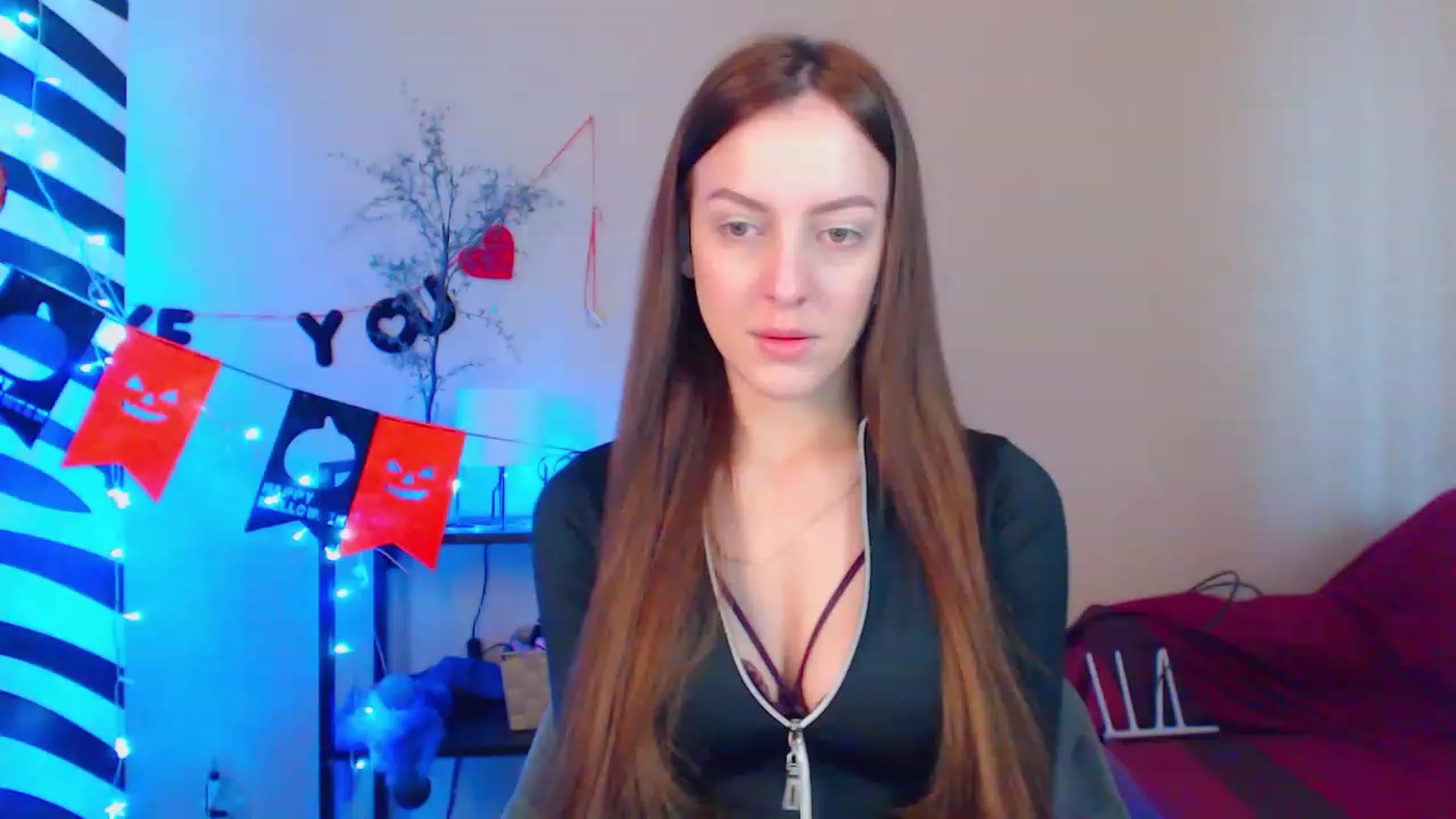 Gallery image thumbnail from HotAndSexyGi's myfreecams stream on, 12/07/2022, 12:14 image 14 of 20