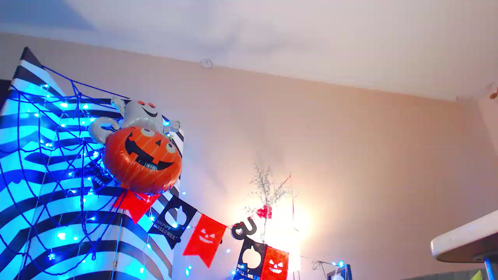 Gallery image thumbnail from HotAndSexyGi's myfreecams stream on, 12/08/2022, 12:31 image 5 of 20