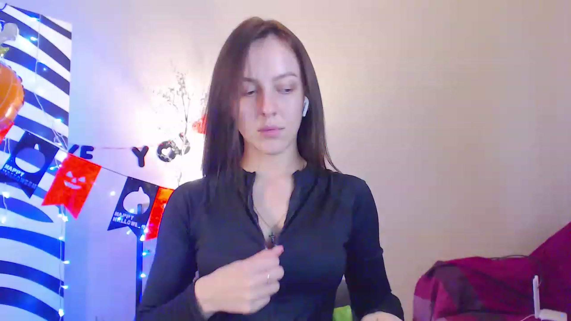 Gallery image thumbnail from HotAndSexyGi's myfreecams stream on, 12/12/2022, 13:14 image 10 of 20