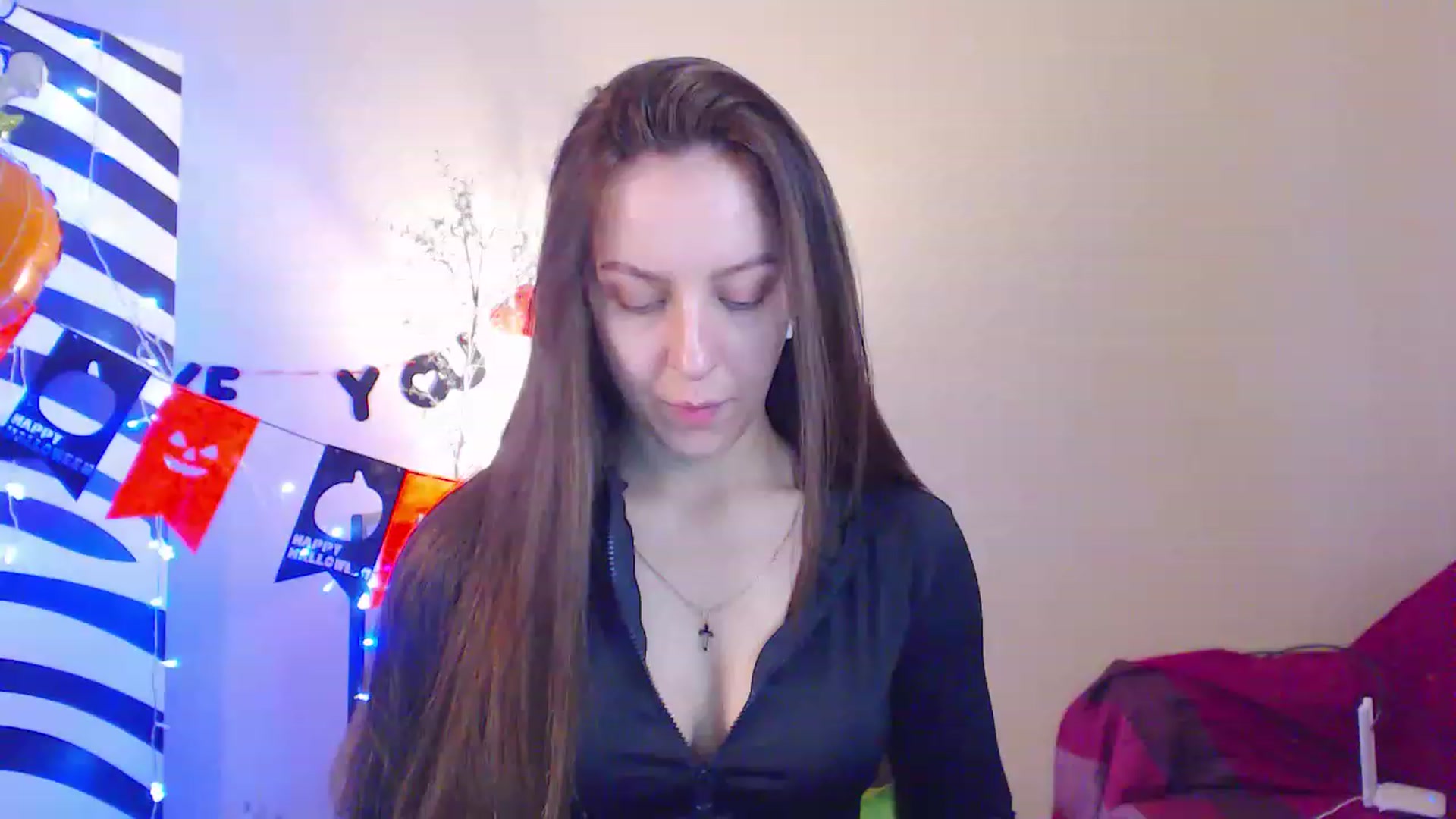 Gallery image thumbnail from HotAndSexyGi's myfreecams stream on, 12/12/2022, 13:14 image 19 of 20