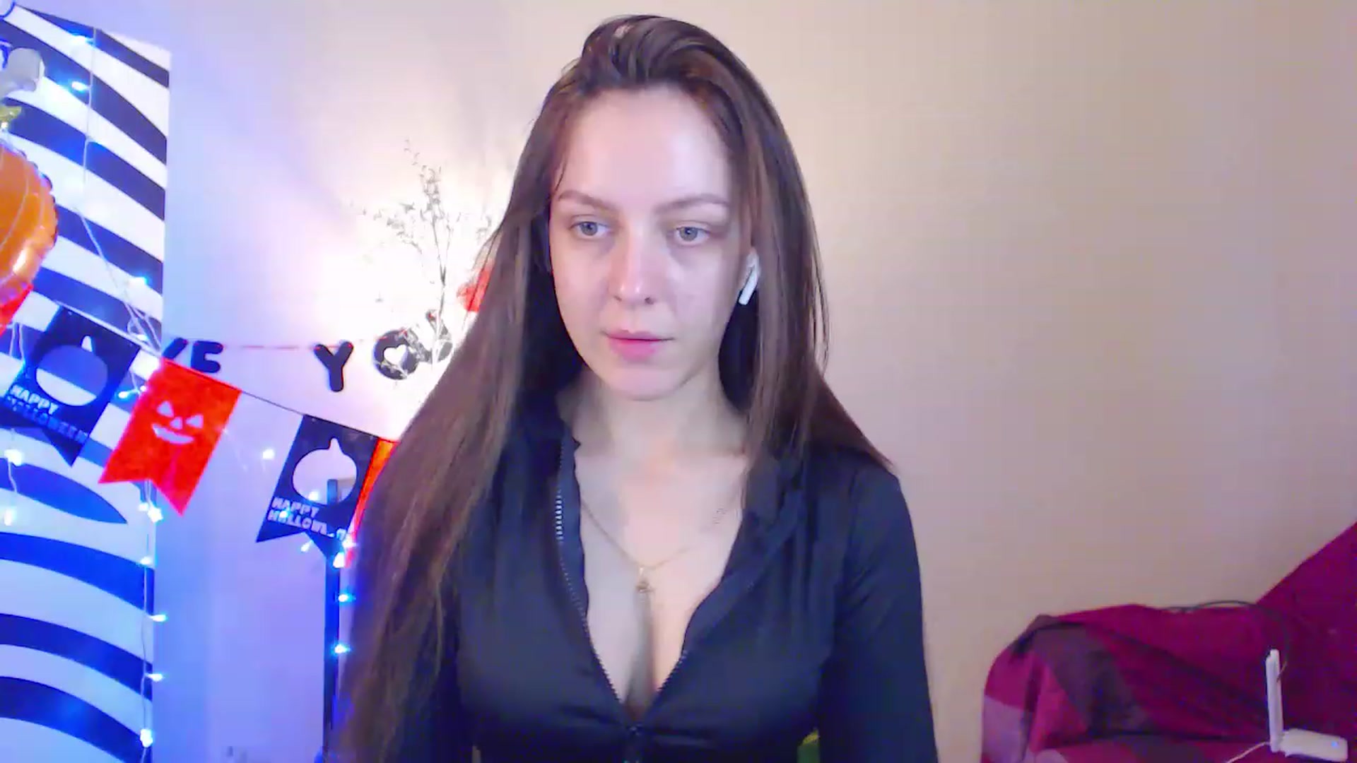 Gallery image thumbnail from HotAndSexyGi's myfreecams stream on, 12/12/2022, 13:14 image 17 of 20