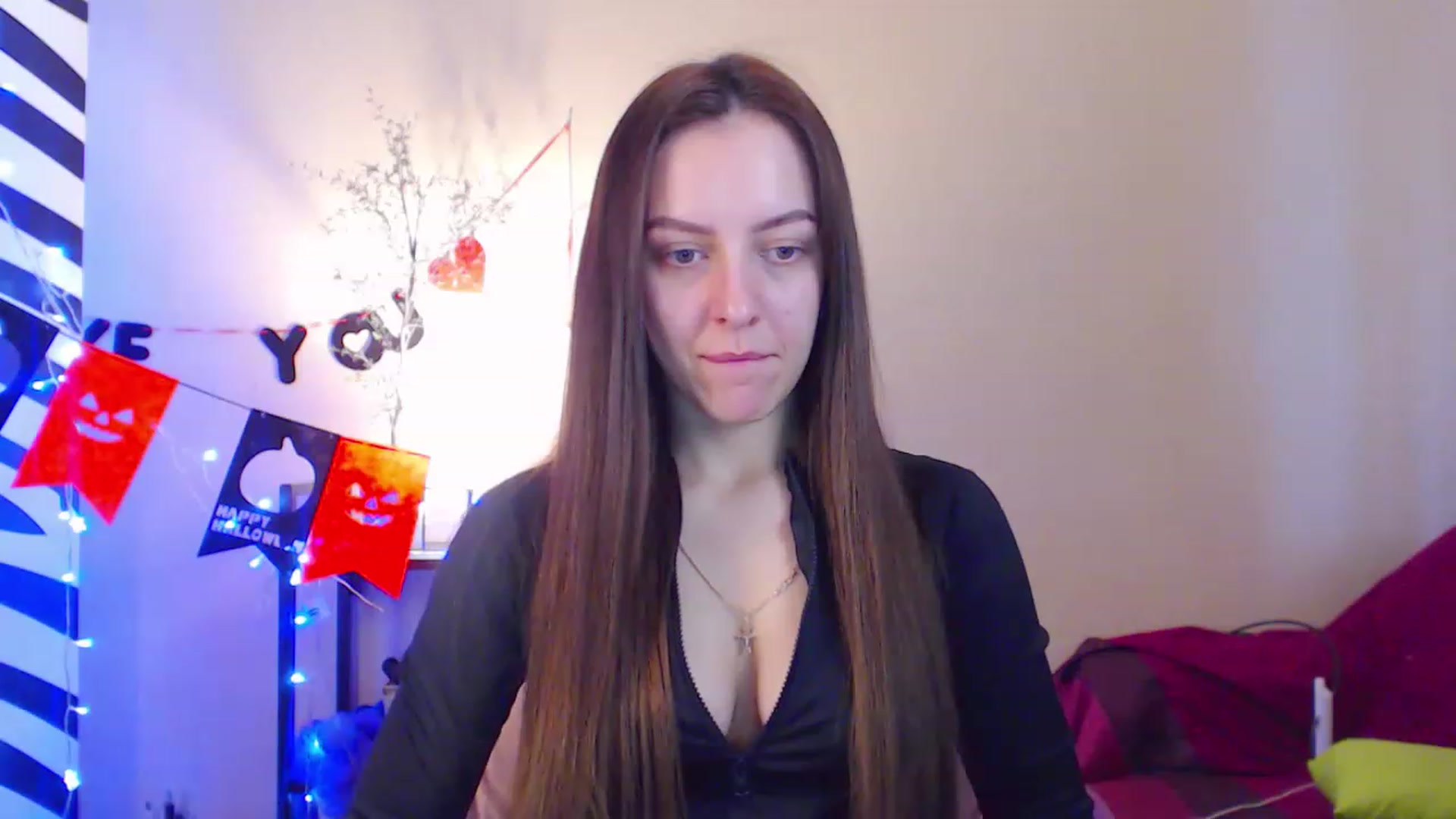 Gallery image thumbnail from HotAndSexyGi's myfreecams stream on, 12/15/2022, 12:05 image 10 of 20