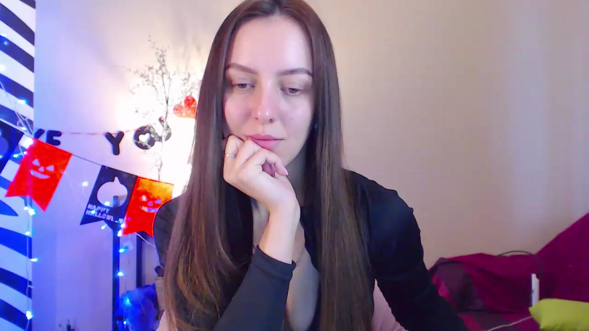 Gallery image thumbnail from HotAndSexyGi's myfreecams stream on, 12/15/2022, 12:05 image 13 of 20