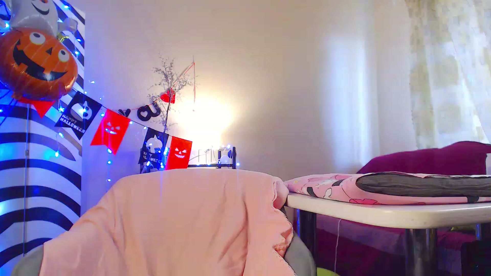 Gallery image thumbnail from HotAndSexyGi's myfreecams stream on, 12/19/2022, 11:54 image 20 of 20